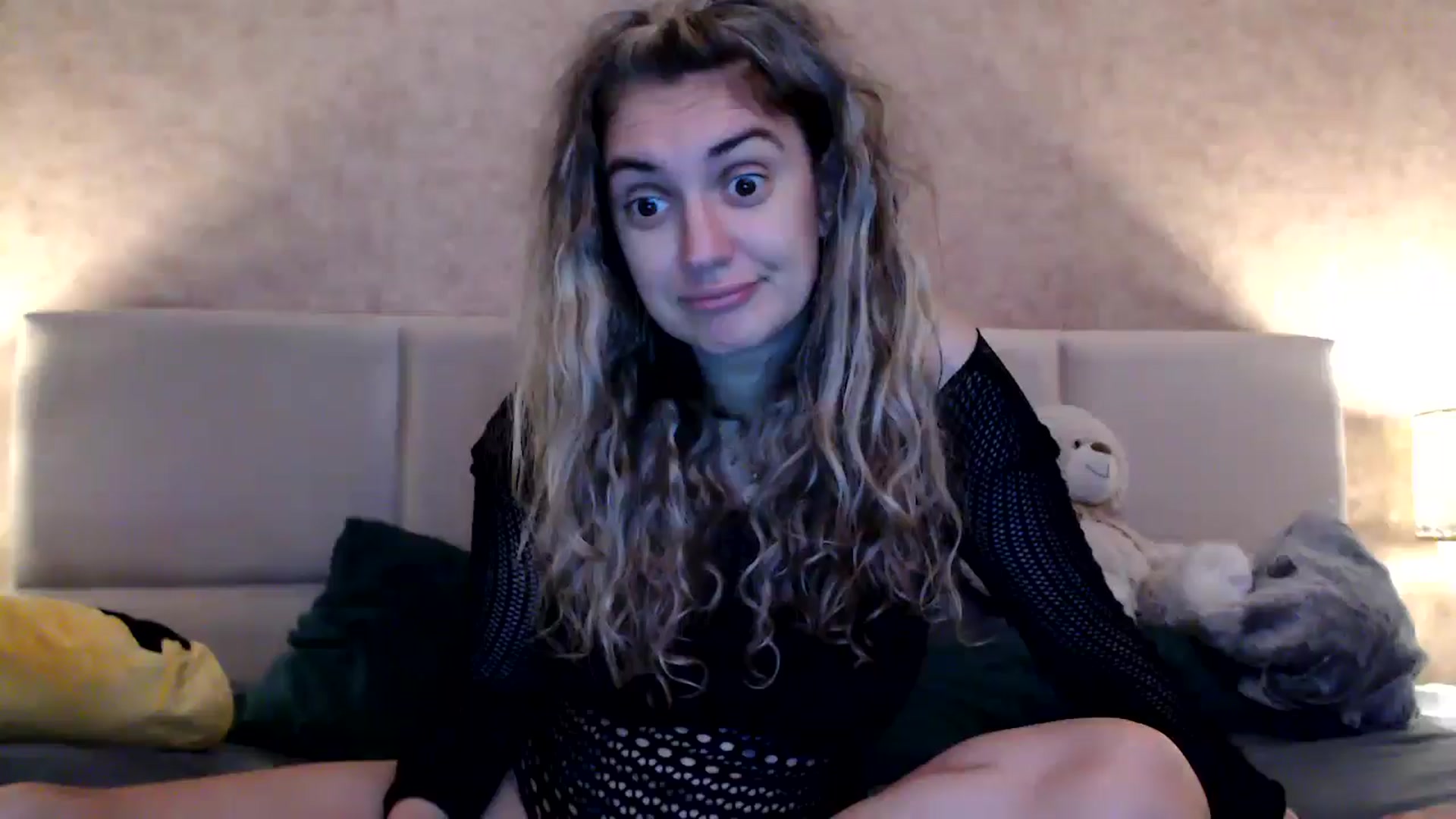 Gallery image thumbnail from MissDivinna's myfreecams stream on, 10/13/2025, 02:00 image 18 of 20