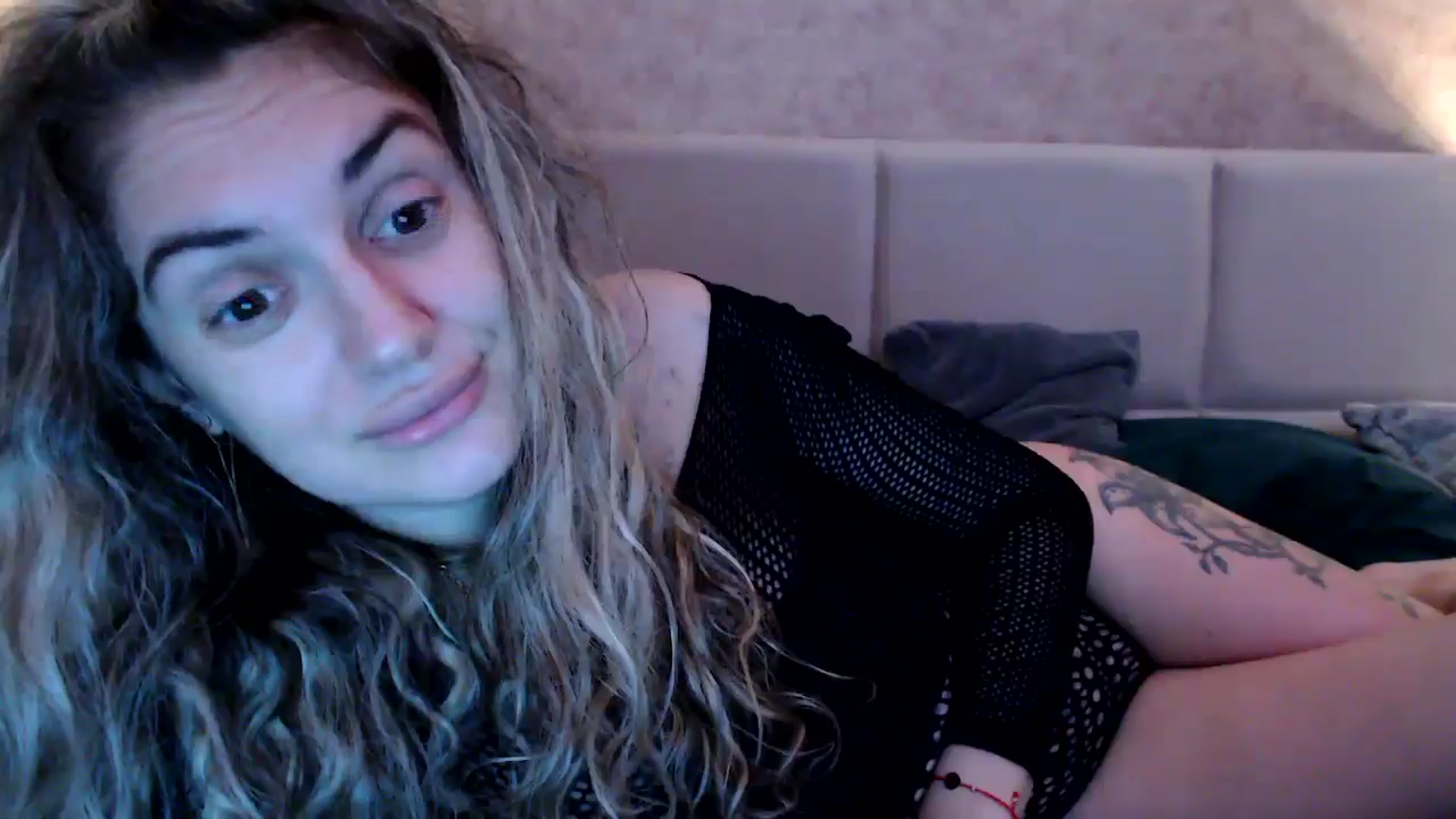 Gallery image thumbnail from MissDivinna's myfreecams stream on, 10/13/2025, 02:00 image 14 of 20