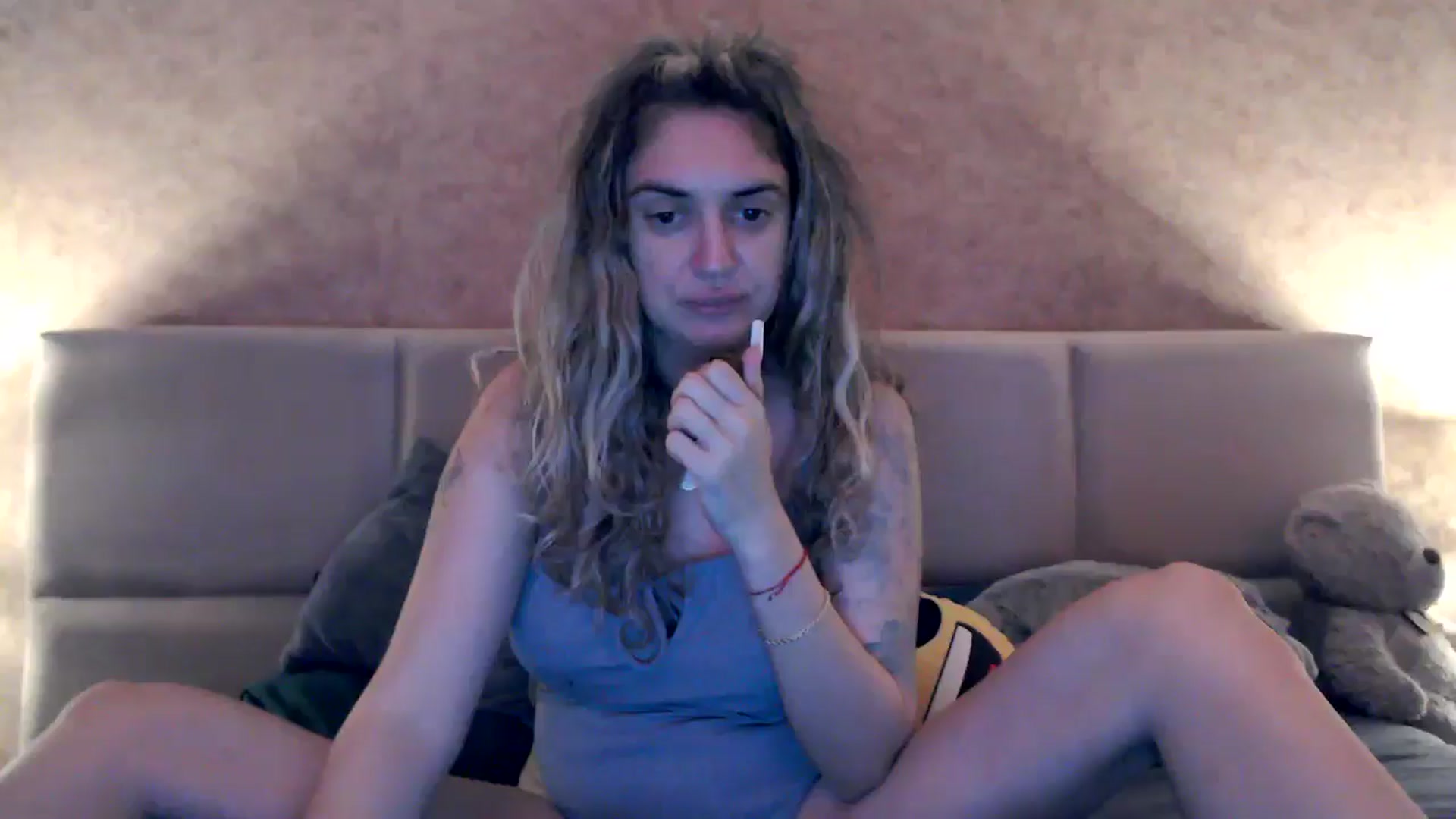 Gallery image thumbnail from MissDivinna's myfreecams stream on, 10/14/2025, 02:21 image 1 of 20