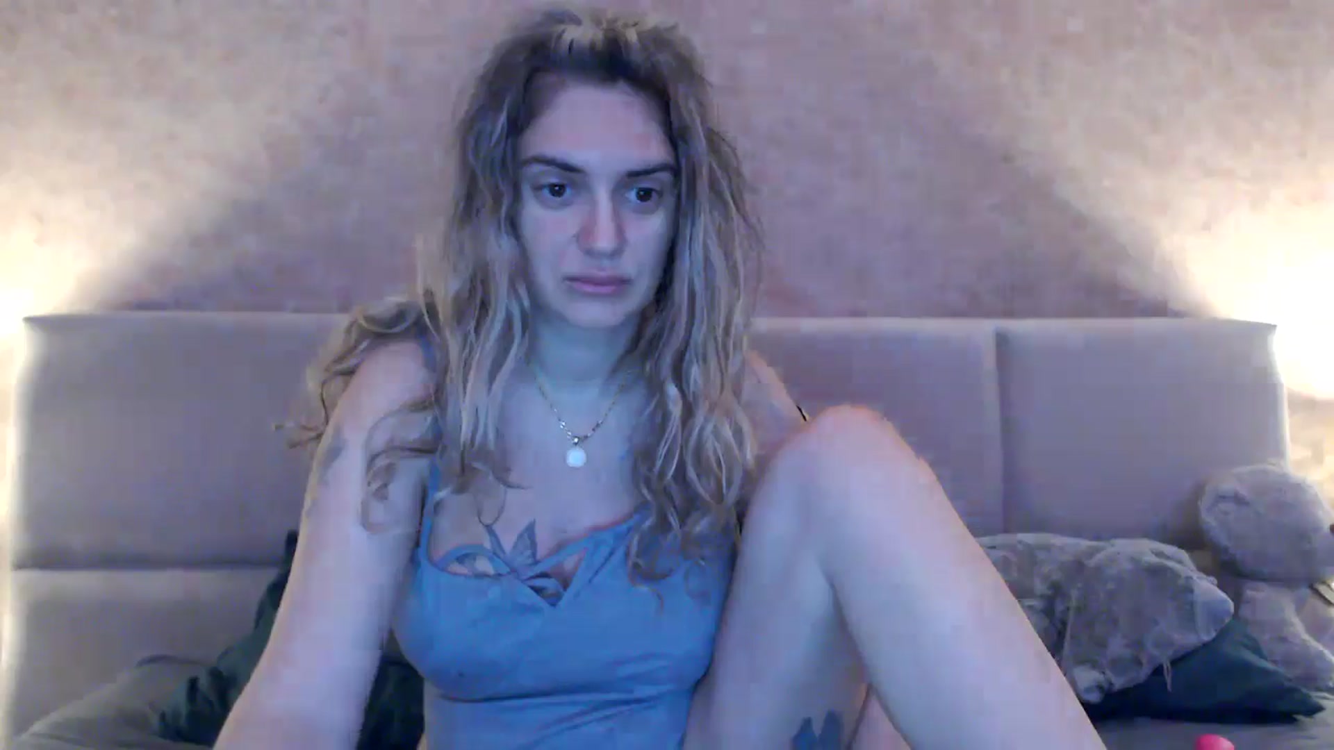 Gallery image thumbnail from MissDivinna's myfreecams stream on, 10/14/2025, 05:21 image 4 of 20
