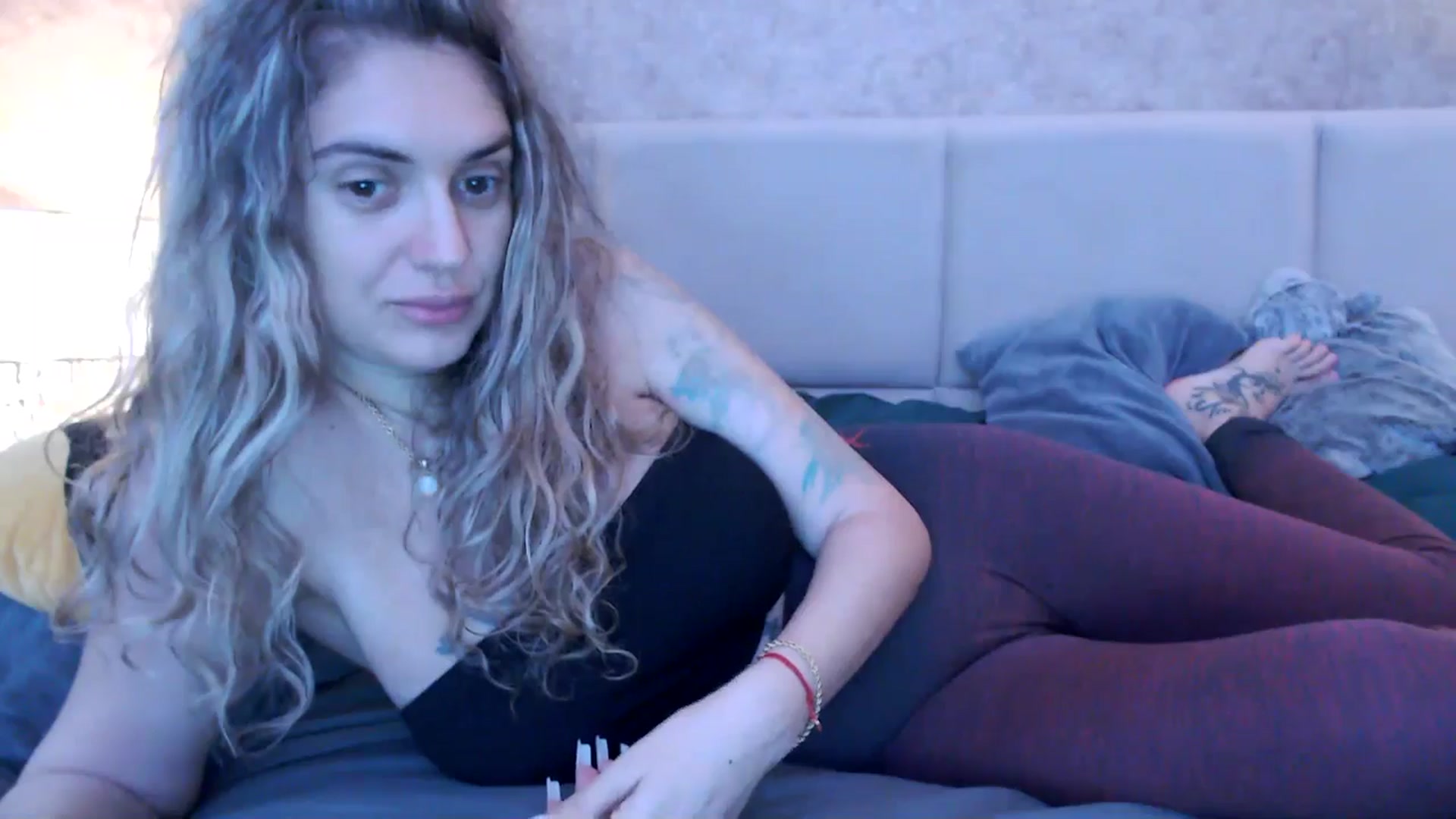 Gallery image thumbnail from MissDivinna's myfreecams stream on, 10/14/2025, 06:34 image 16 of 20