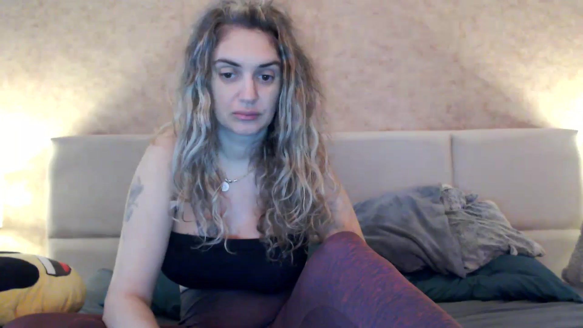 Gallery image thumbnail from MissDivinna's myfreecams stream on, 10/14/2025, 06:34 image 14 of 20