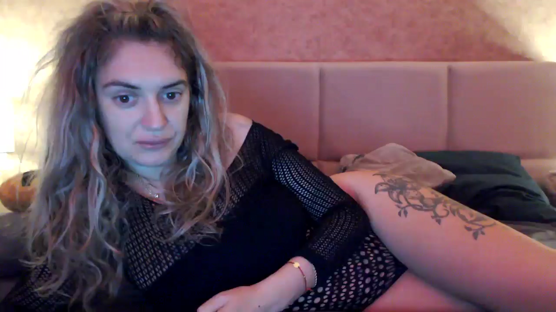 Gallery image thumbnail from MissDivinna's myfreecams stream on, 10/15/2025, 23:49 image 18 of 20