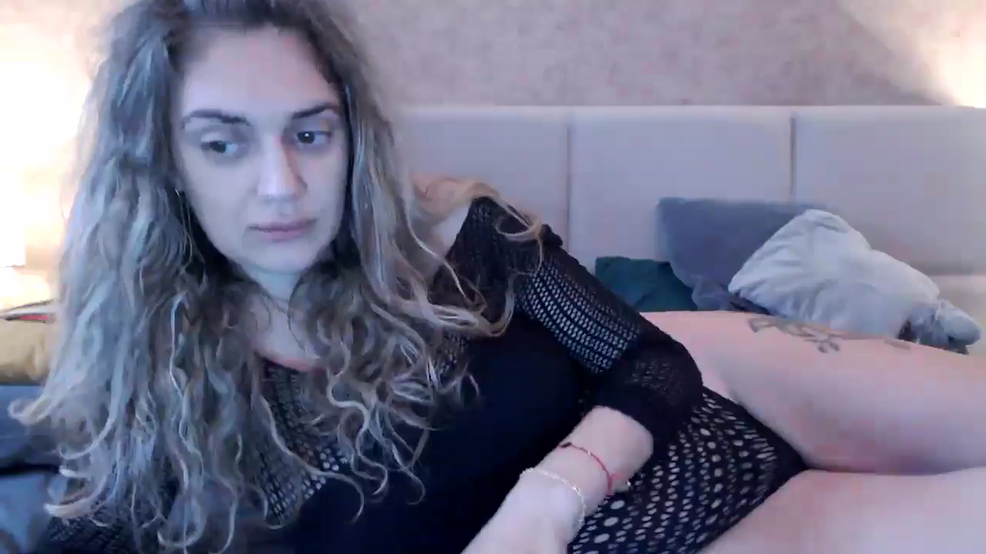 Gallery image thumbnail from MissDivinna's myfreecams stream on, 10/16/2025, 06:26 image 5 of 20