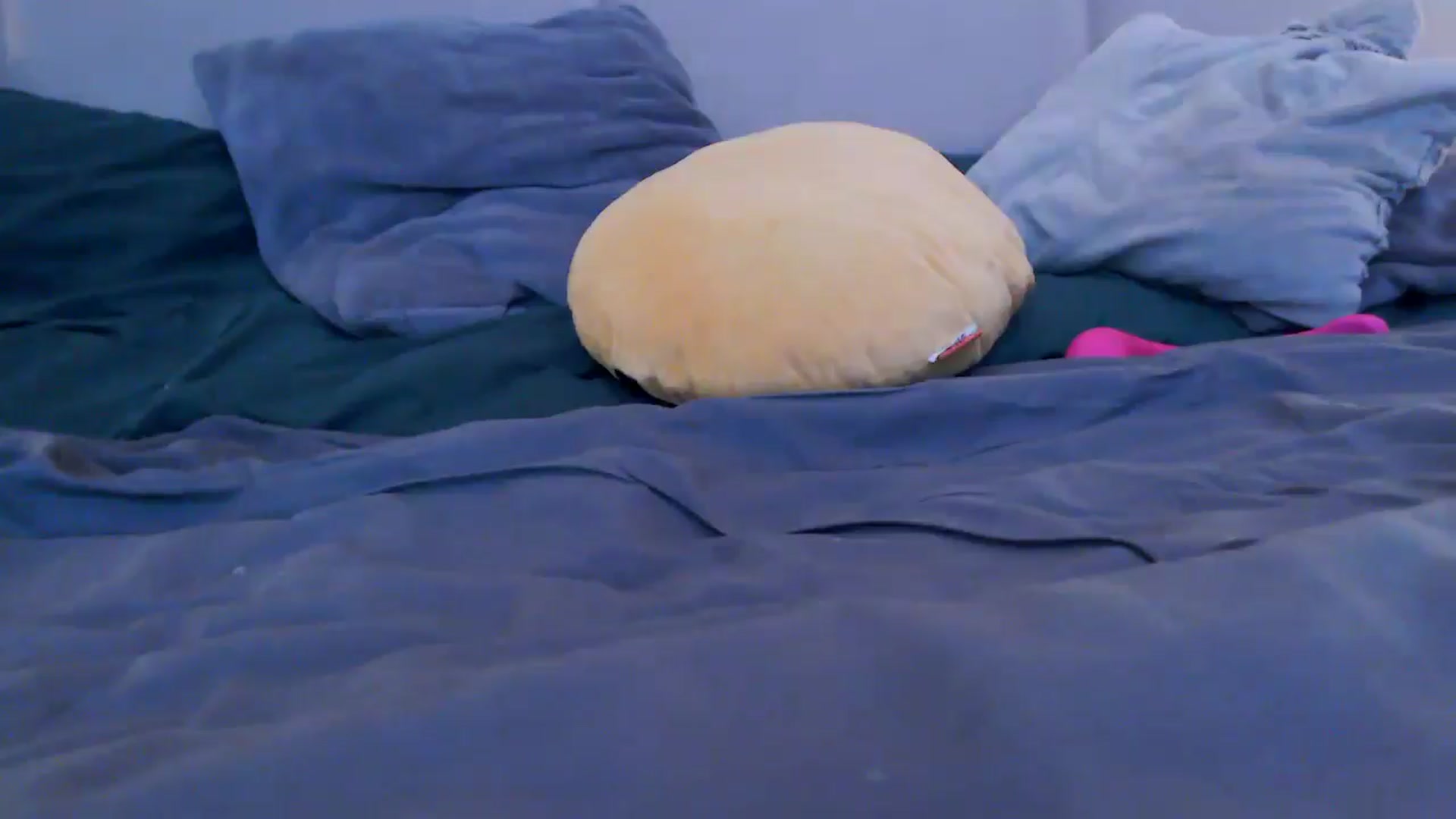 Gallery image thumbnail from MissDivinna's myfreecams stream on, 10/17/2025, 01:16 image 19 of 20