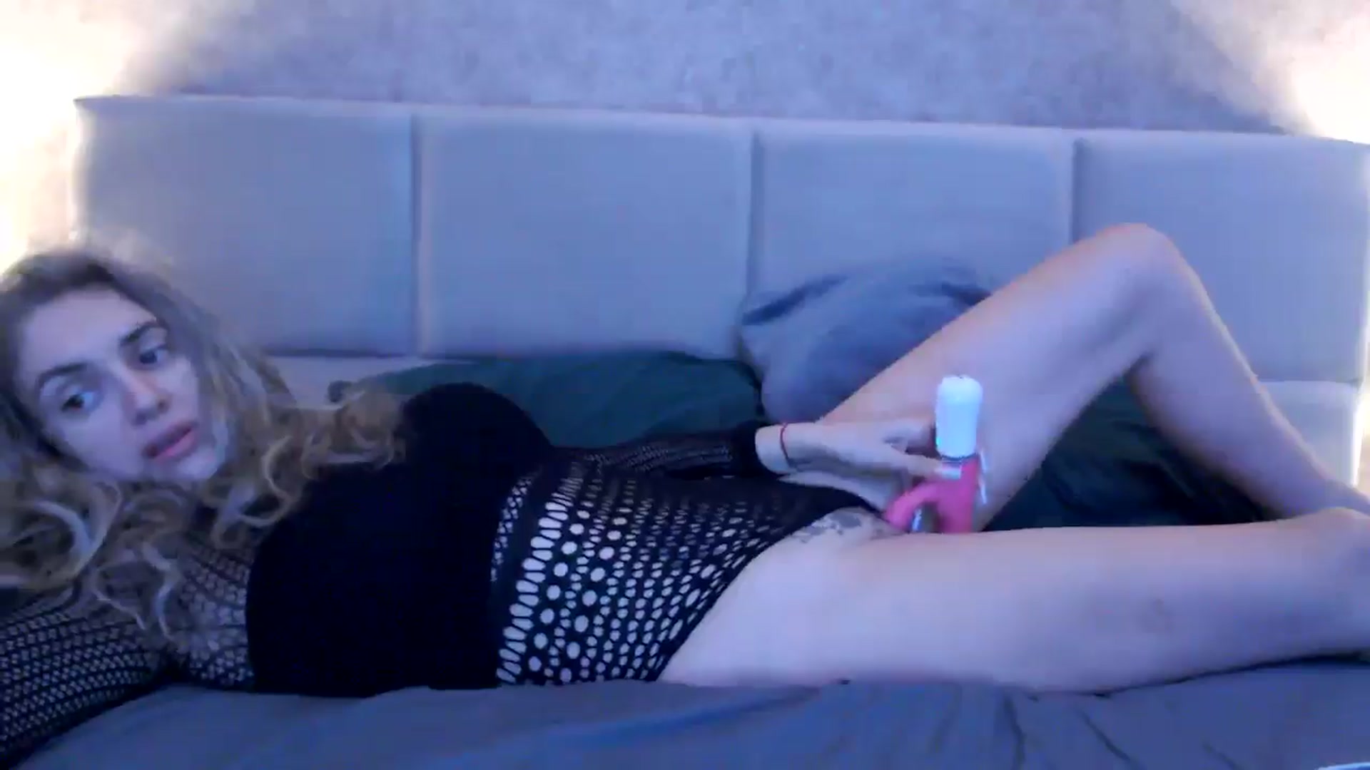 Gallery image thumbnail from MissDivinna's myfreecams stream on, 10/17/2025, 22:34 image 10 of 20