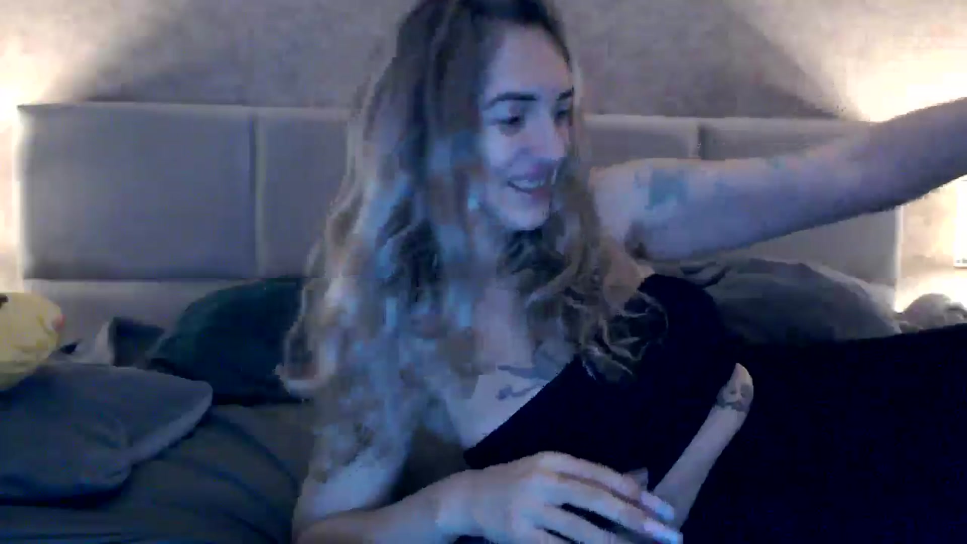 Gallery image thumbnail from MissDivinna's myfreecams stream on, 10/19/2025, 02:18 image 12 of 20