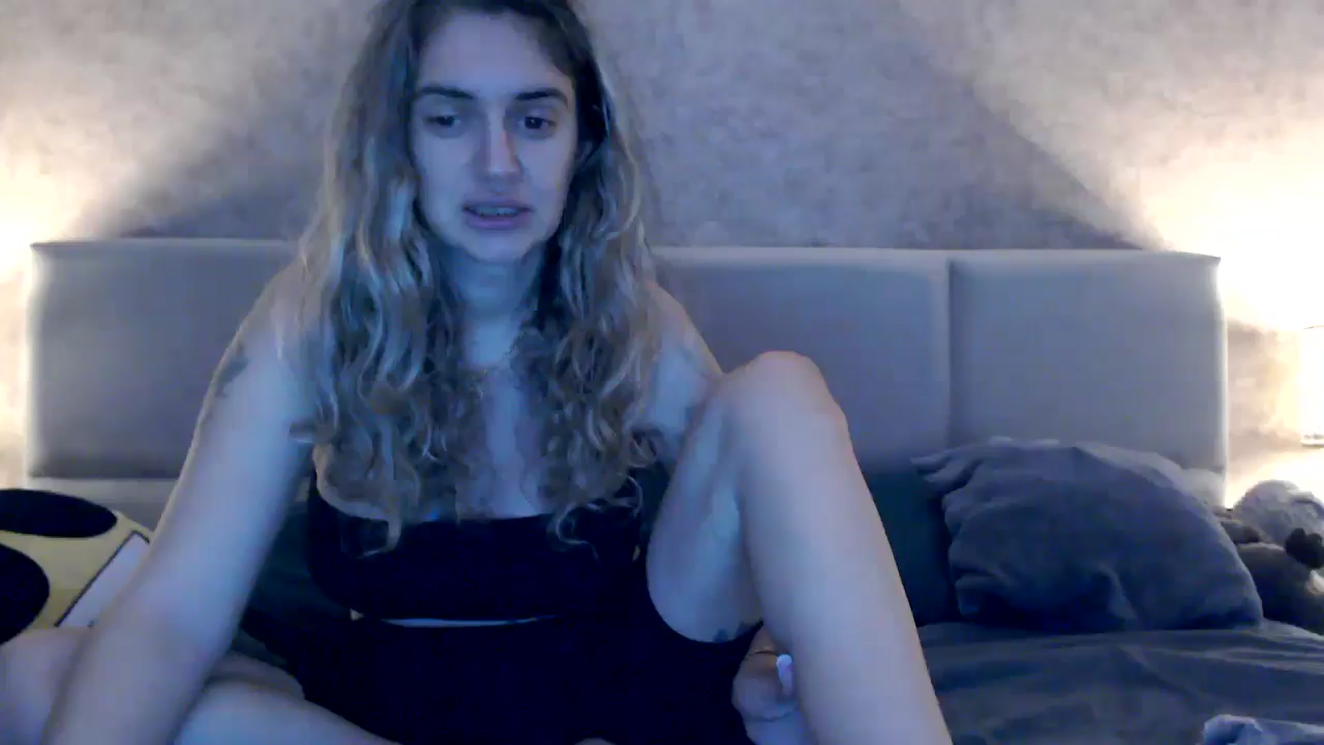 Gallery image thumbnail from MissDivinna's myfreecams stream on, 10/19/2025, 02:18 image 19 of 20