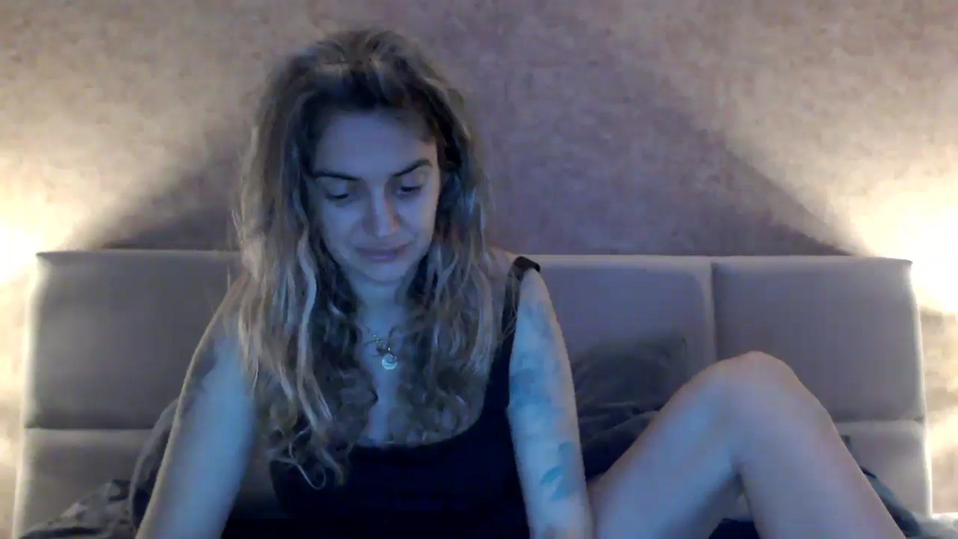 Gallery image thumbnail from MissDivinna's myfreecams stream on, 10/20/2025, 24:34 image 15 of 20