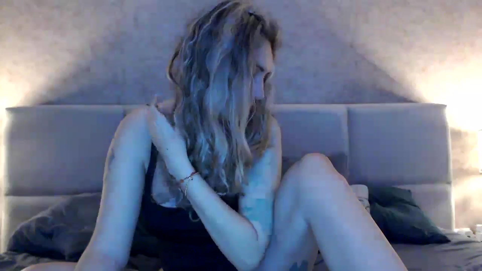 Gallery image thumbnail from MissDivinna's myfreecams stream on, 10/20/2025, 02:43 image 7 of 20