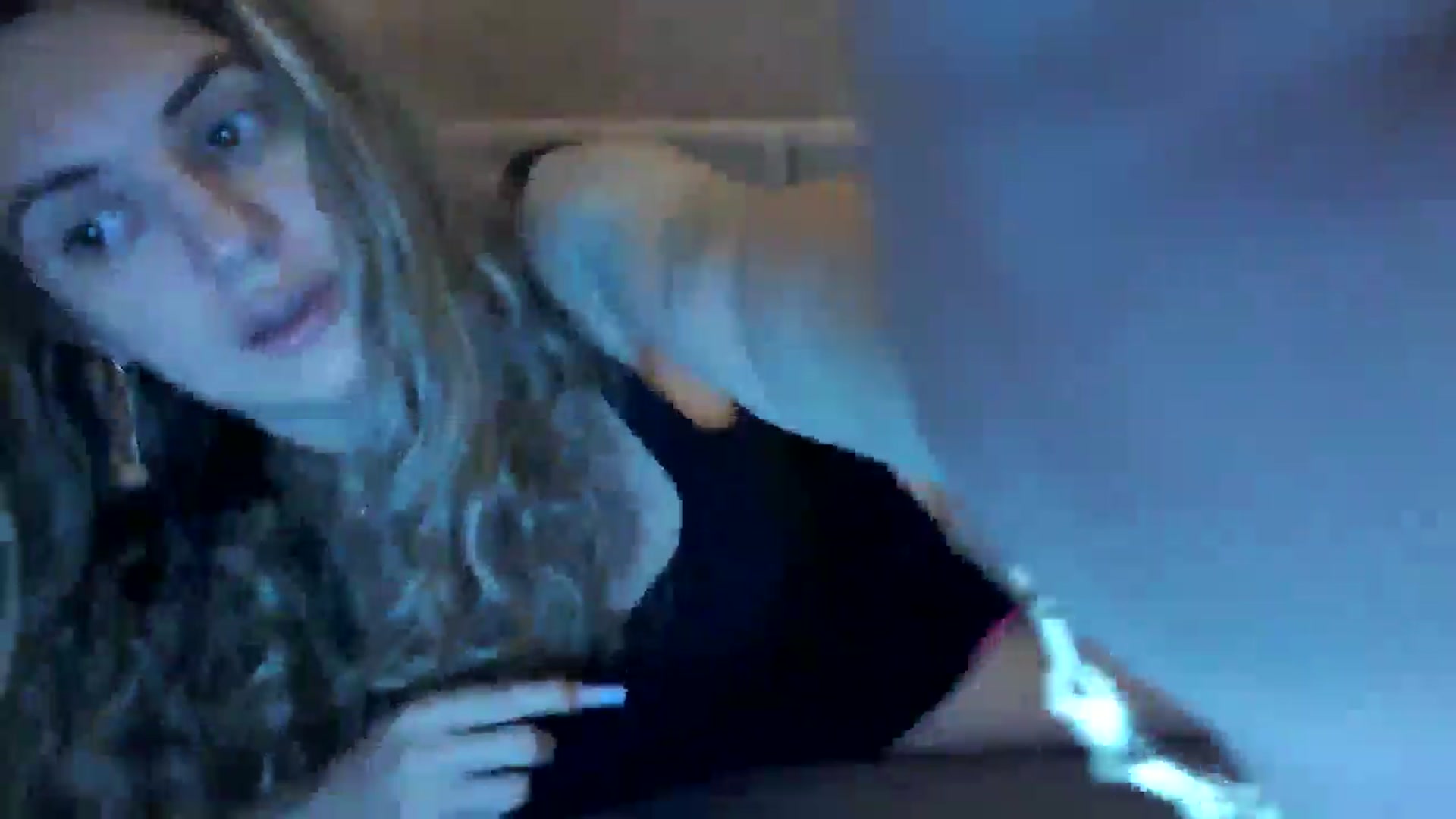 Gallery image thumbnail from MissDivinna's myfreecams stream on, 10/20/2025, 02:43 image 10 of 20