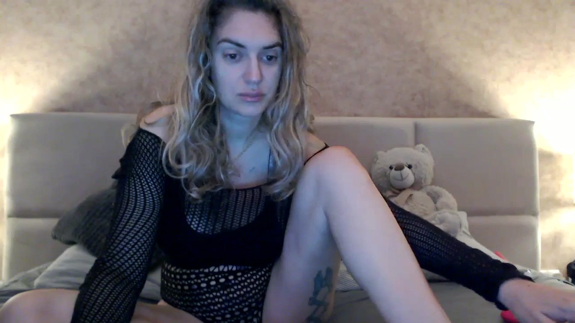 Gallery image thumbnail from MissDivinna's myfreecams stream on, 10/22/2025, 01:28 image 14 of 20