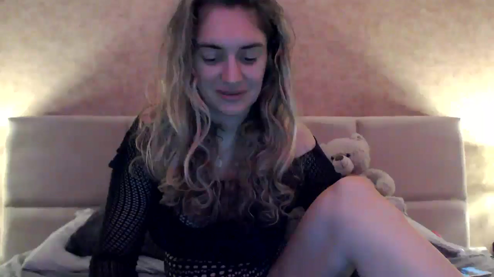 Gallery image thumbnail from MissDivinna's myfreecams stream on, 10/22/2025, 02:31 image 9 of 20