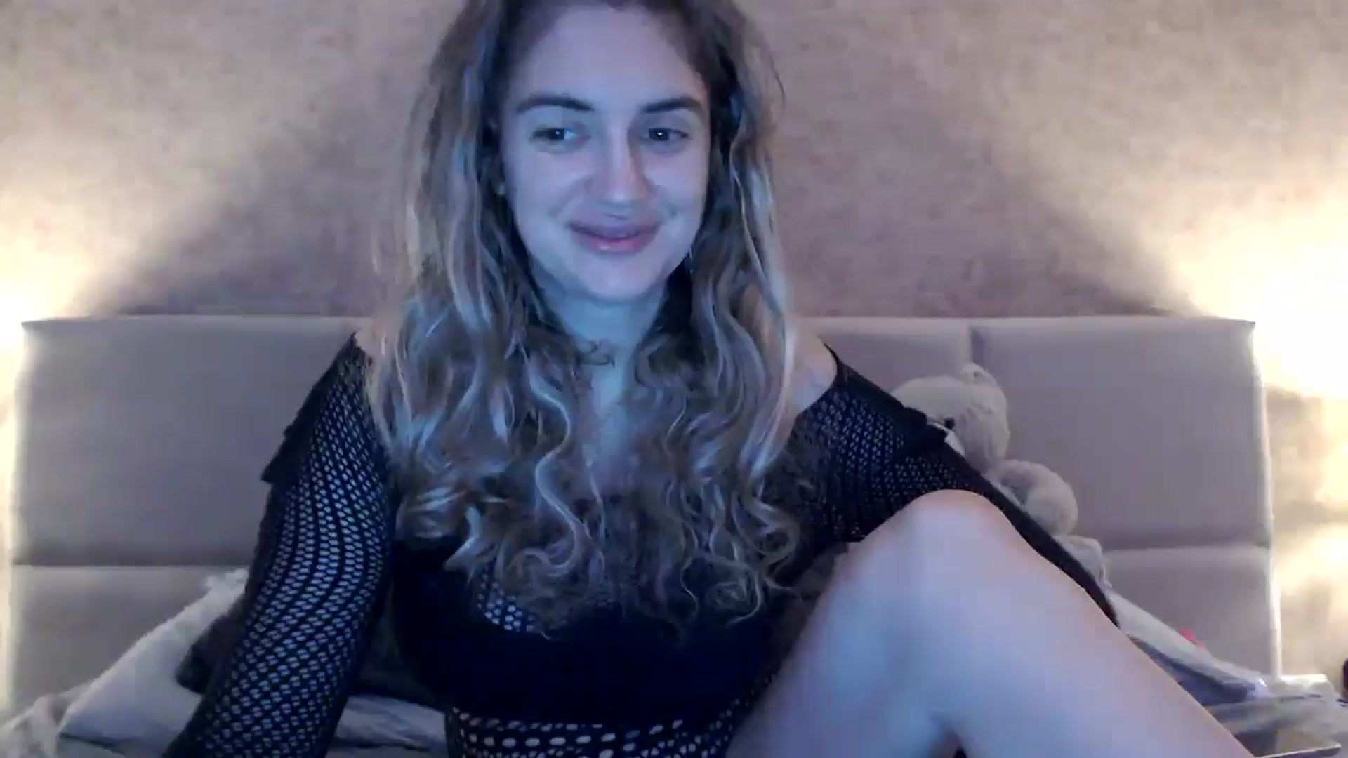 Gallery image thumbnail from MissDivinna's myfreecams stream on, 10/22/2025, 02:31 image 11 of 20