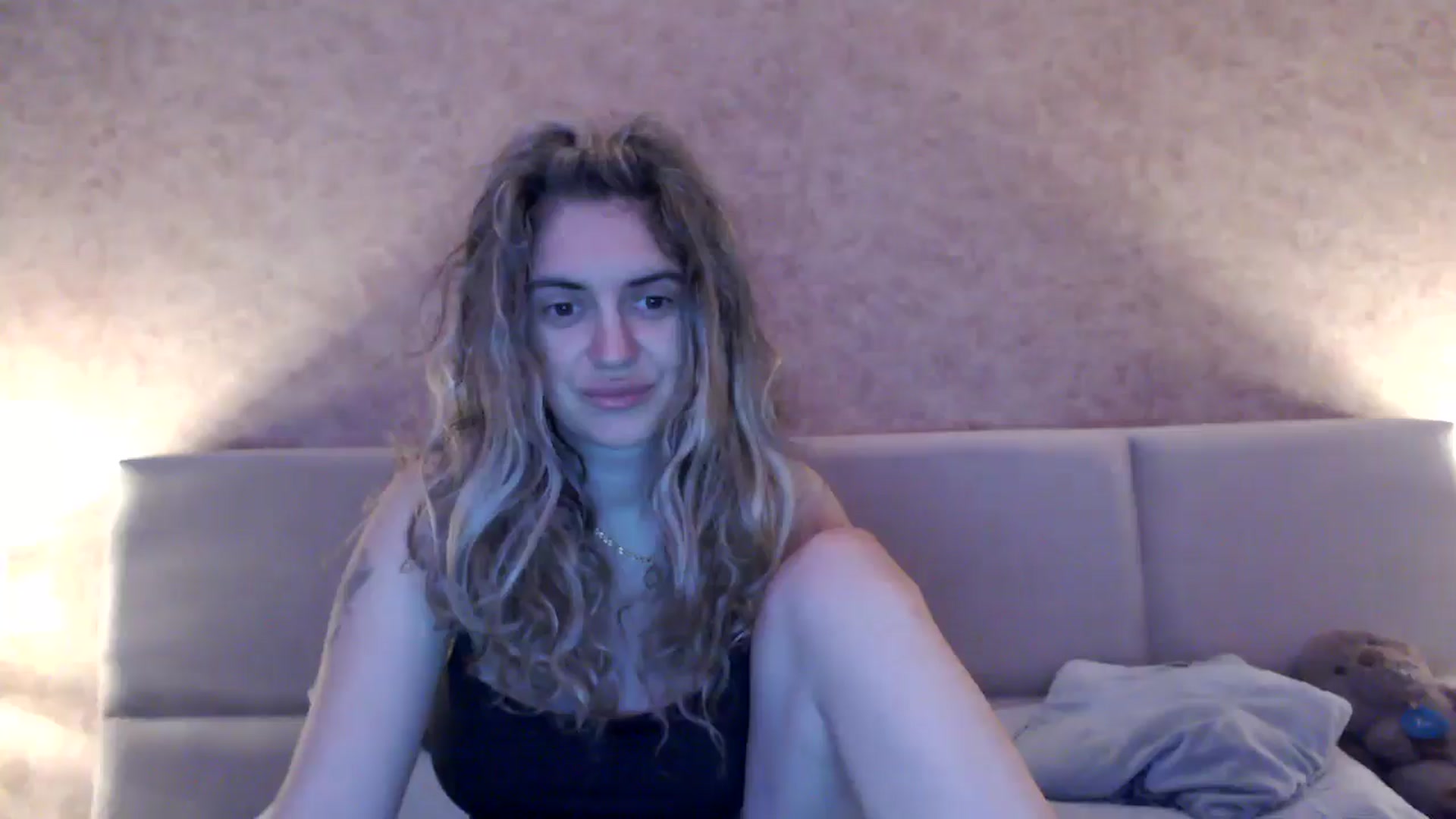 Gallery image thumbnail from MissDivinna's myfreecams stream on, 10/23/2025, 24:03 image 14 of 20