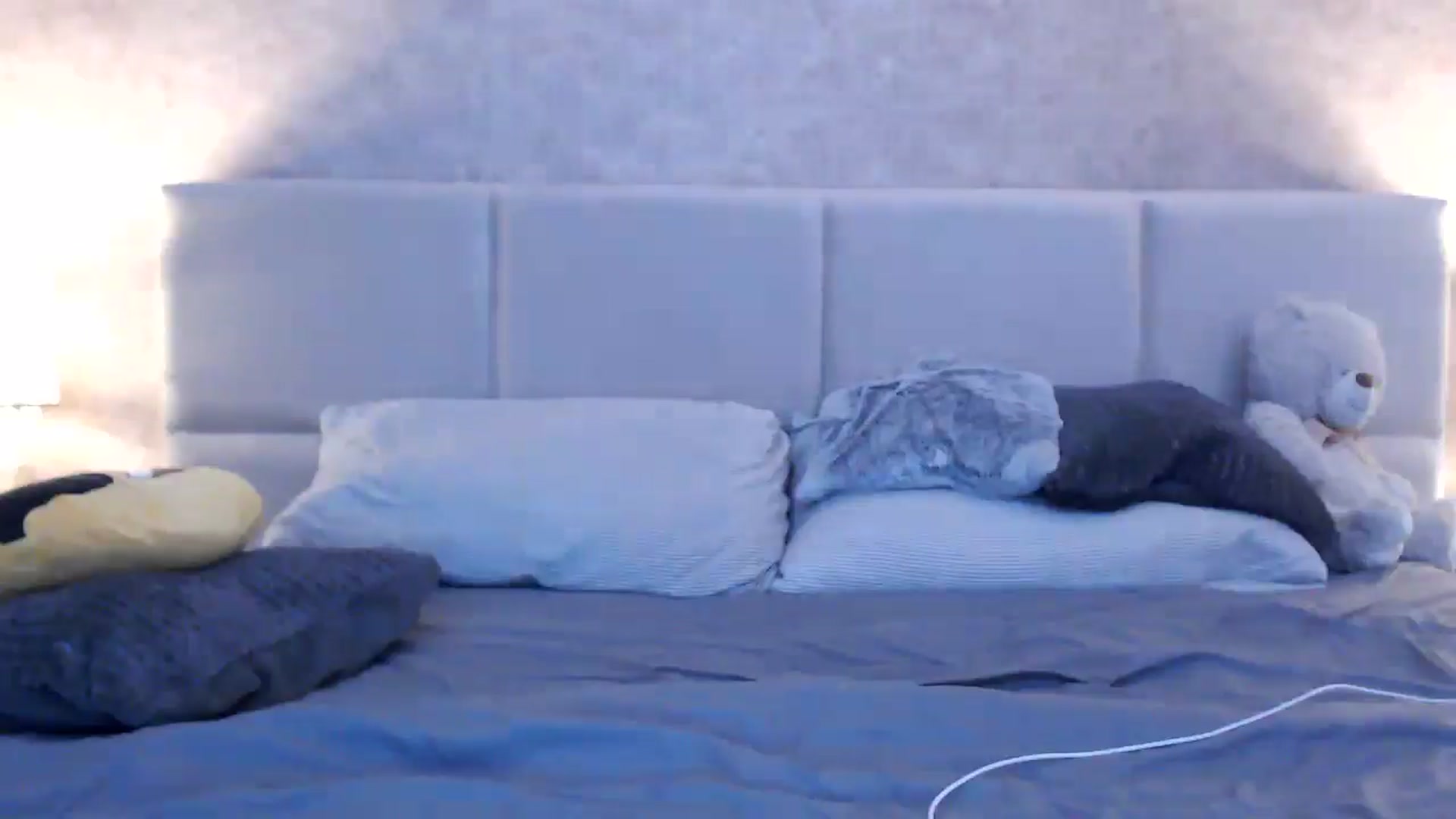 Gallery image thumbnail from MissDivinna's myfreecams stream on, 10/24/2025, 24:03 image 5 of 20