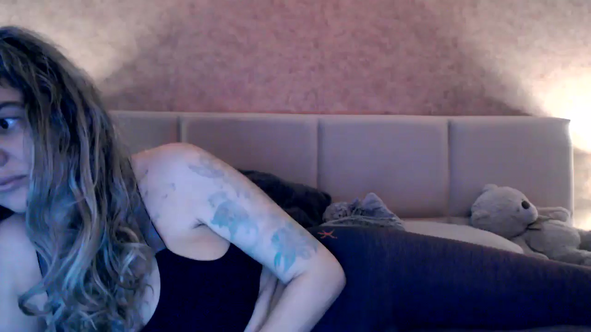 Gallery image thumbnail from MissDivinna's myfreecams stream on, 10/25/2025, 06:07 image 3 of 20