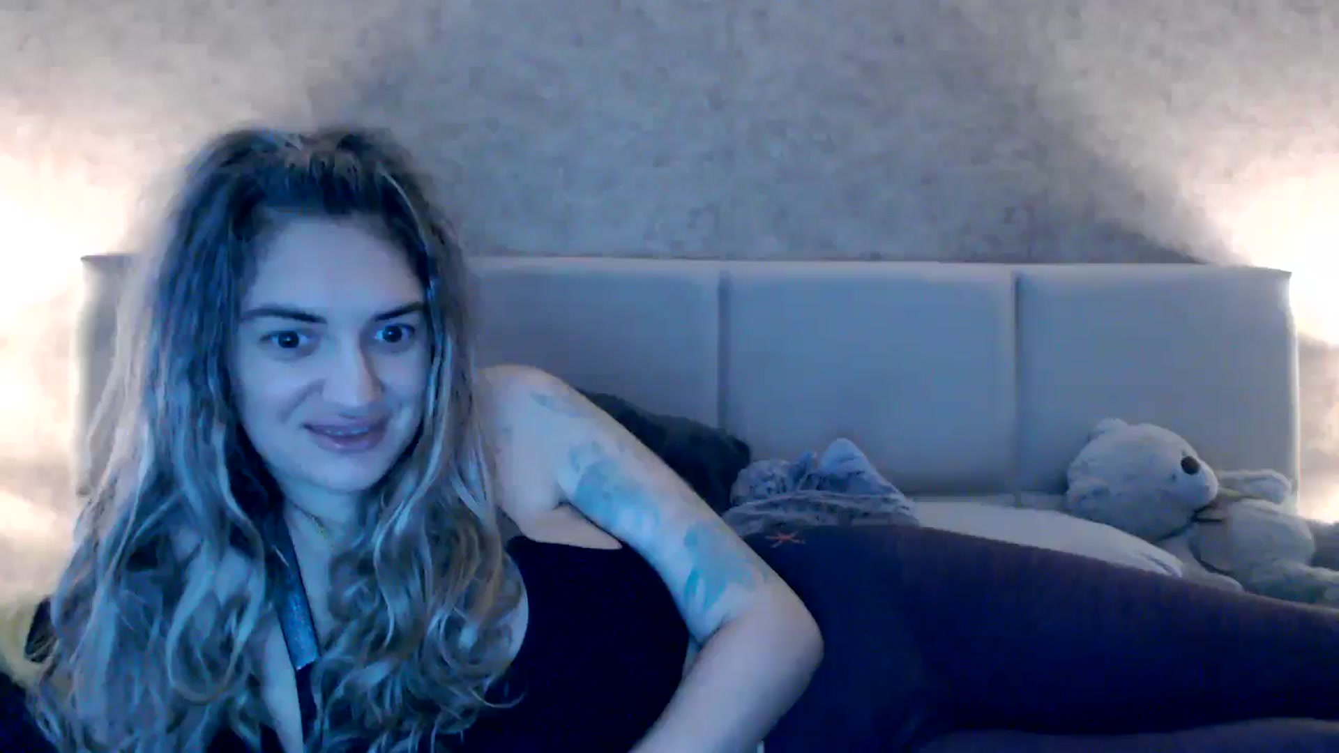 Gallery image thumbnail from MissDivinna's myfreecams stream on, 10/25/2025, 06:07 image 4 of 20