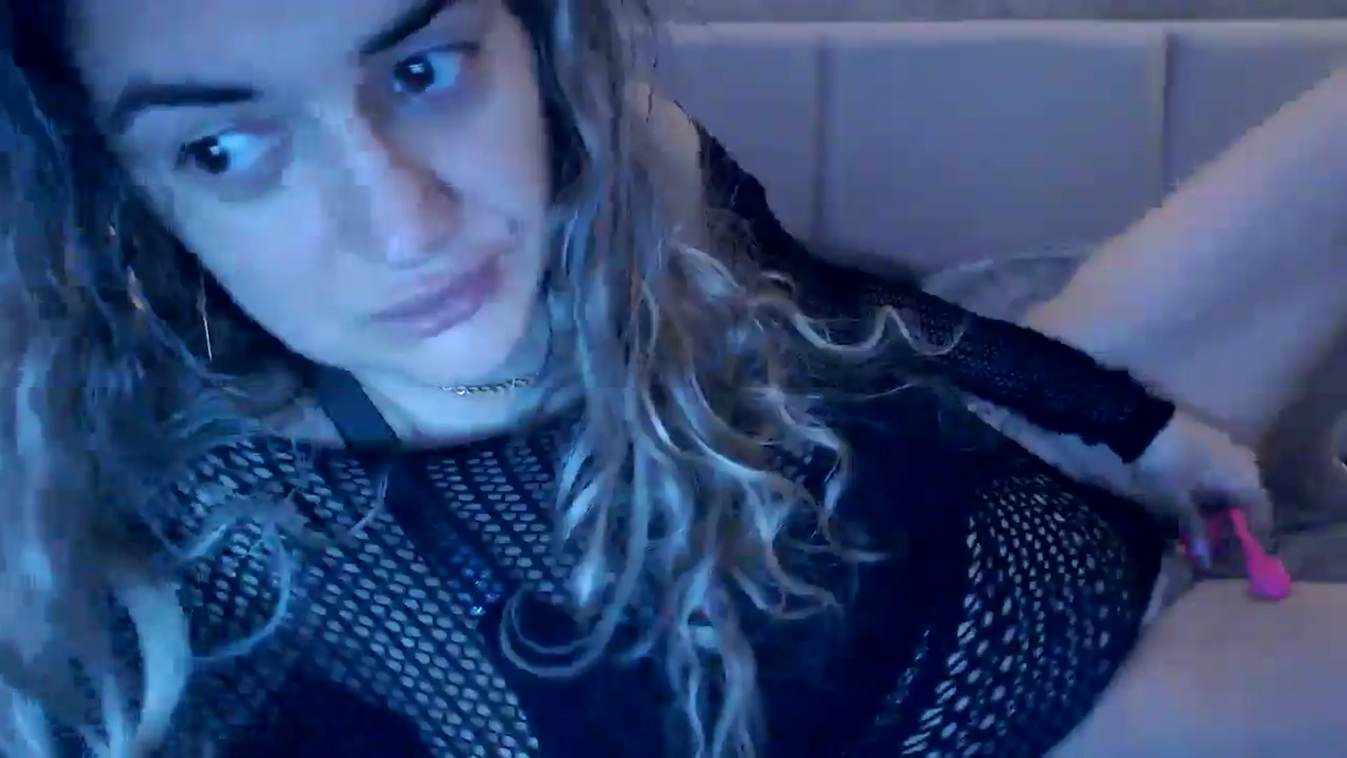 Gallery image thumbnail from MissDivinna's myfreecams stream on, 10/27/2025, 06:30 image 18 of 20