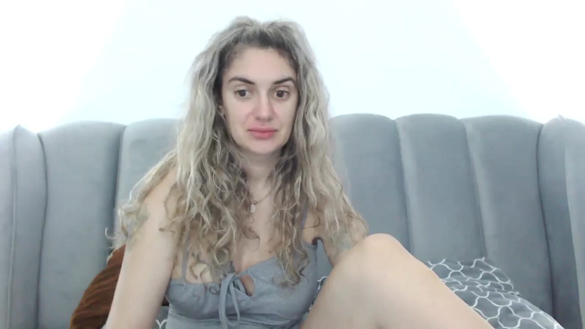 Gallery image thumbnail from MissDivinna's myfreecams stream on, 11/01/2025, 24:37 image 12 of 20
