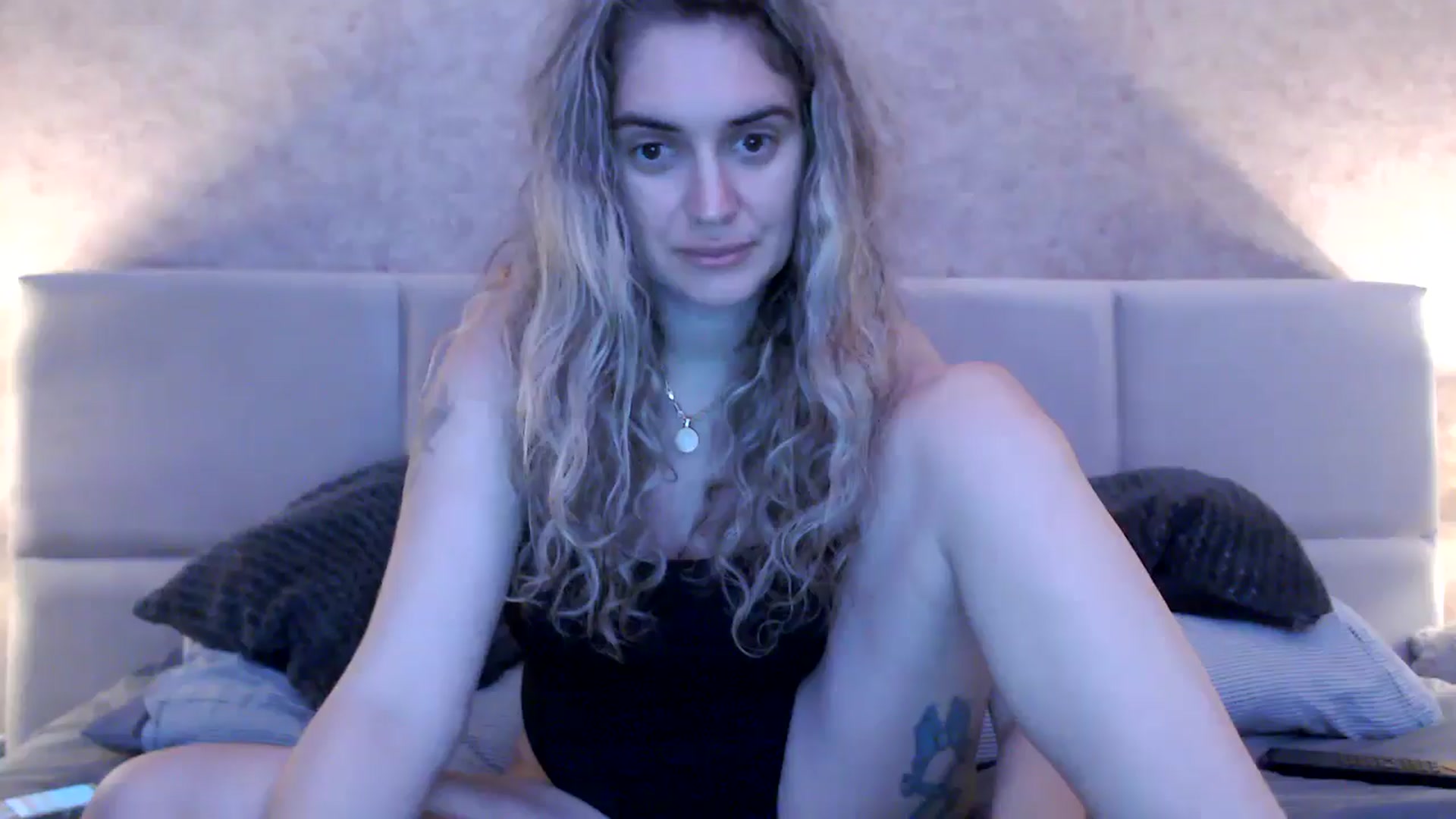 Gallery image thumbnail from MissDivinna's myfreecams stream on, 11/02/2025, 01:14 image 14 of 20
