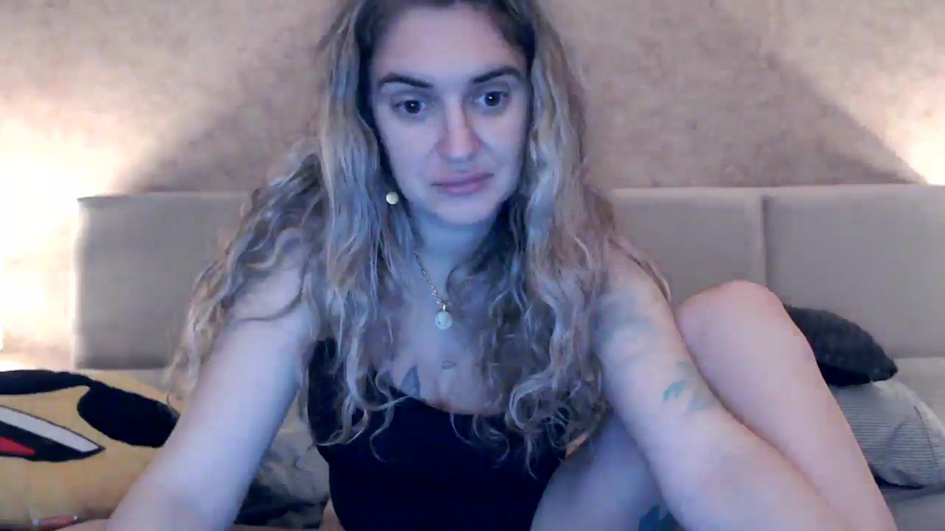 Gallery image thumbnail from MissDivinna's myfreecams stream on, 11/02/2025, 02:30 image 15 of 20