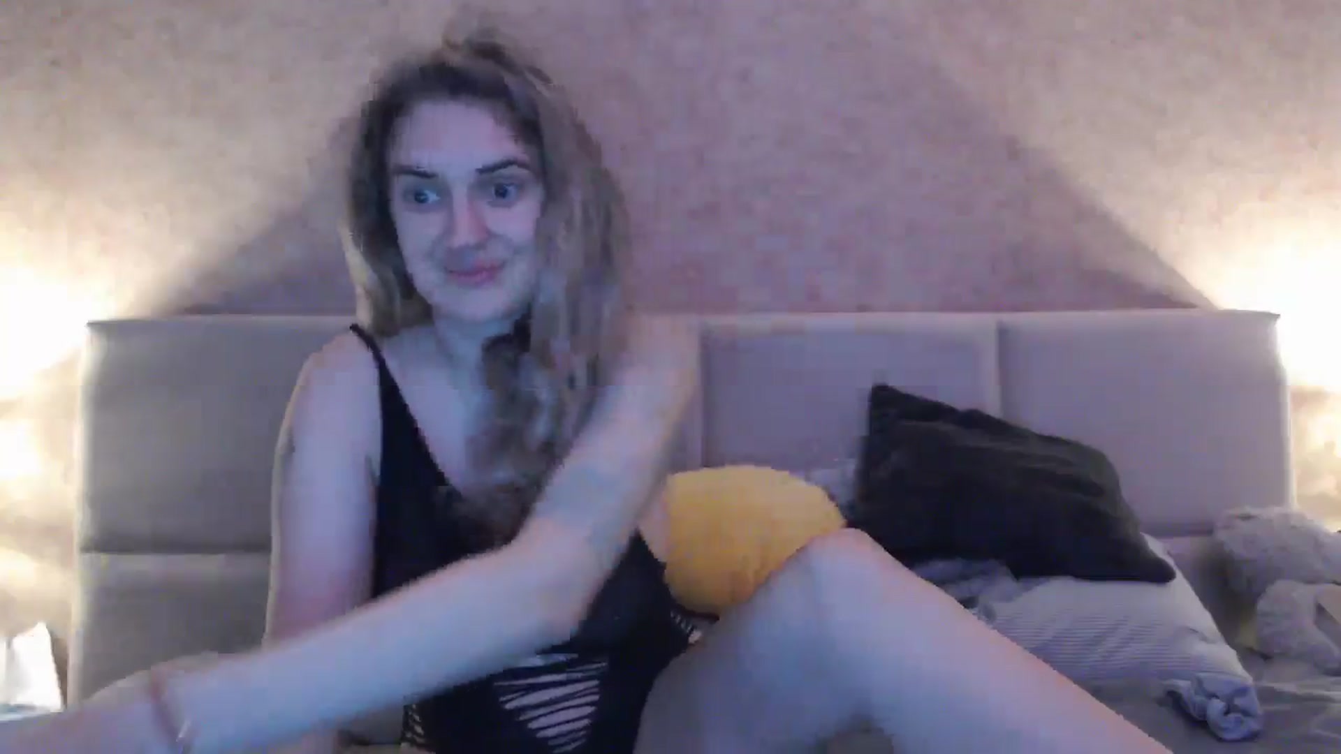 Gallery image thumbnail from MissDivinna's myfreecams stream on, 11/03/2025, 23:53 image 7 of 20
