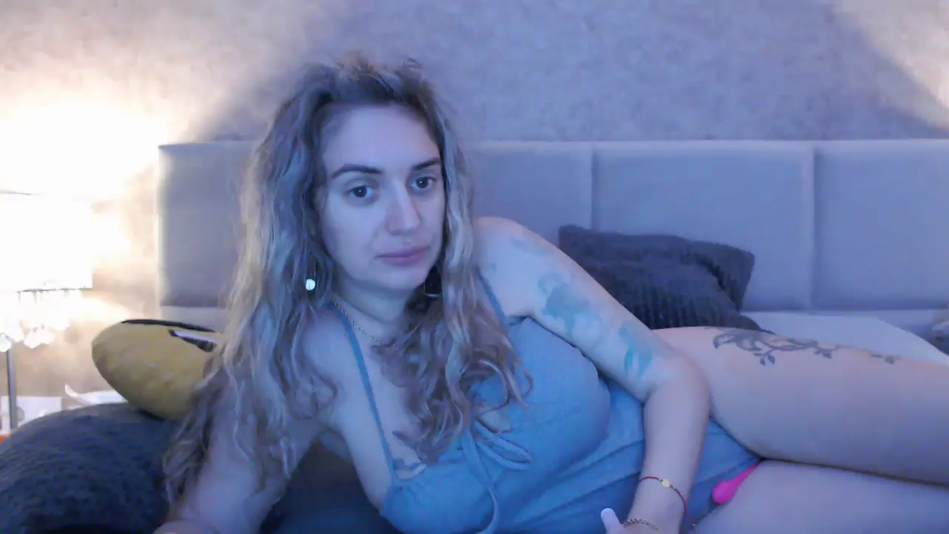 Gallery image thumbnail from MissDivinna's myfreecams stream on, 11/04/2025, 22:28 image 1 of 20