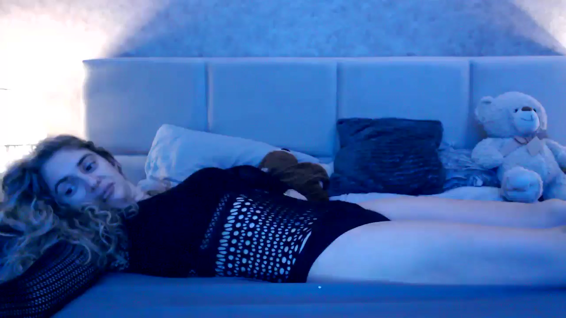 Gallery image thumbnail from MissDivinna's myfreecams stream on, 11/09/2025, 02:42 image 19 of 20