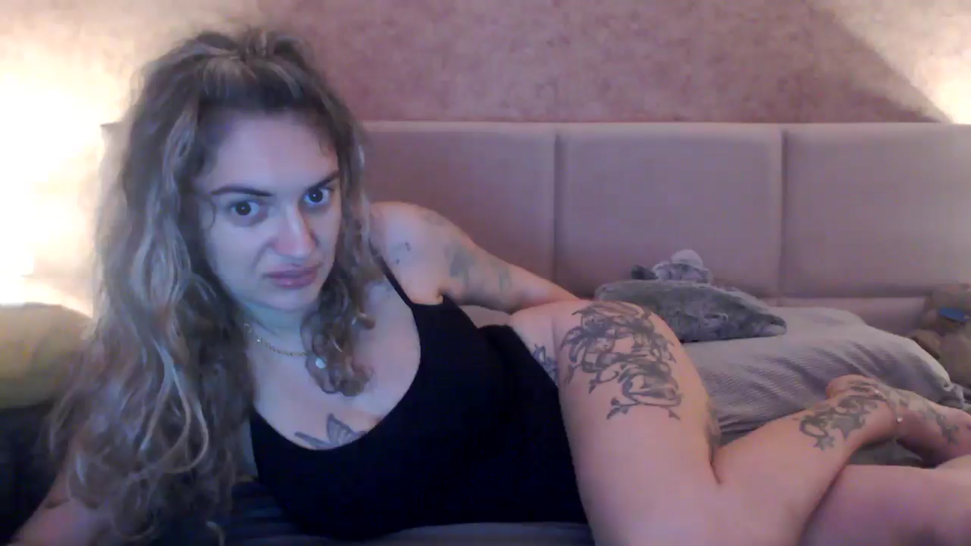Gallery image thumbnail from MissDivinna's myfreecams stream on, 11/10/2025, 23:28 image 20 of 20