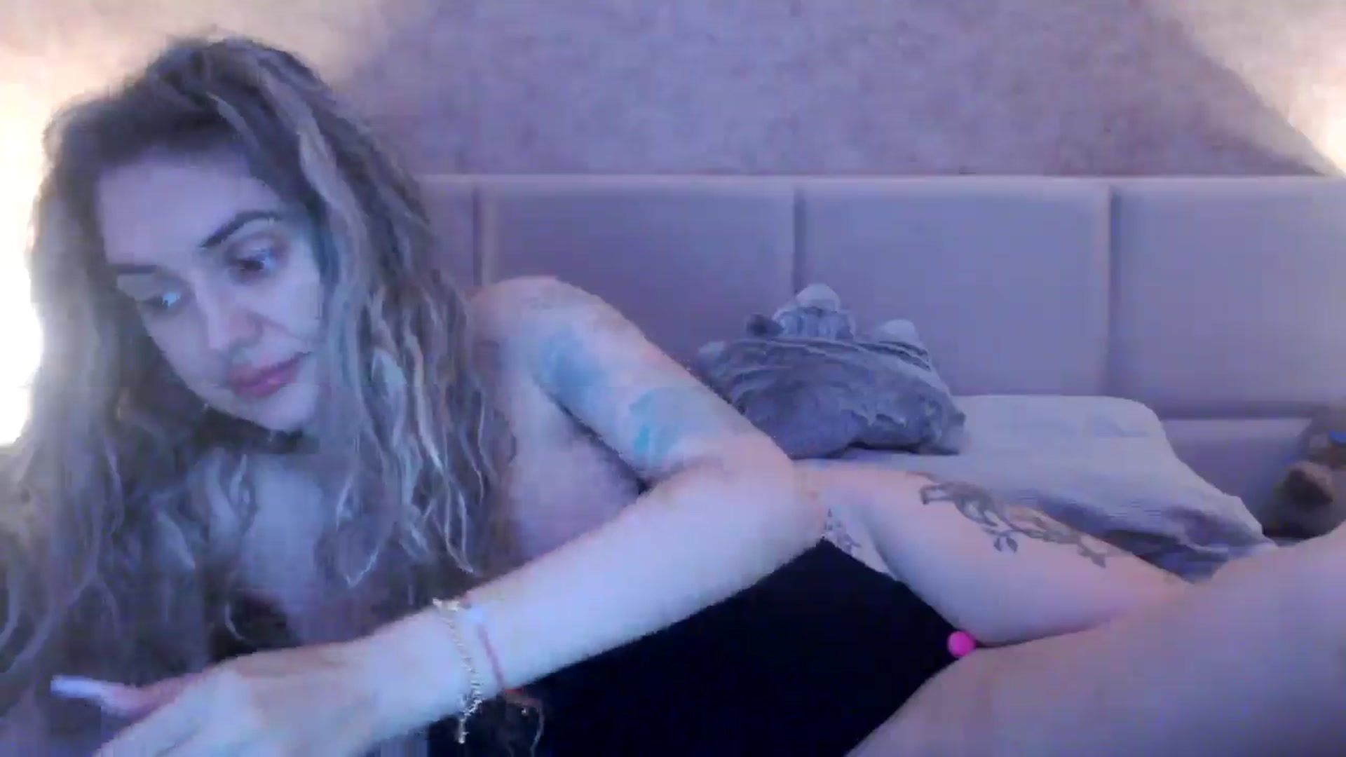 Gallery image thumbnail from MissDivinna's myfreecams stream on, 11/11/2025, 01:05 image 19 of 20