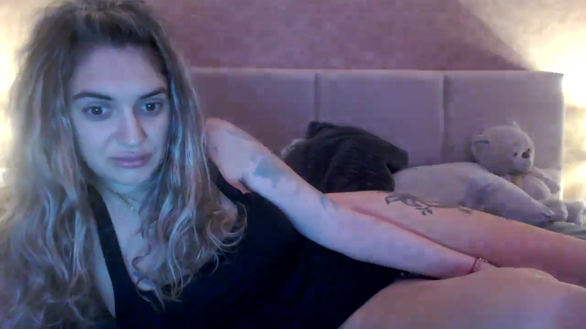 Gallery image thumbnail from MissDivinna's myfreecams stream on, 11/12/2025, 03:30 image 20 of 20