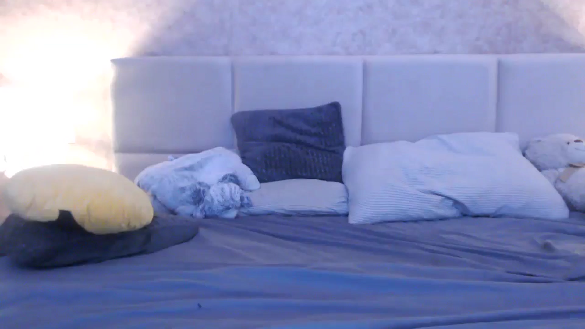Gallery image thumbnail from MissDivinna's myfreecams stream on, 11/13/2025, 04:20 image 14 of 20