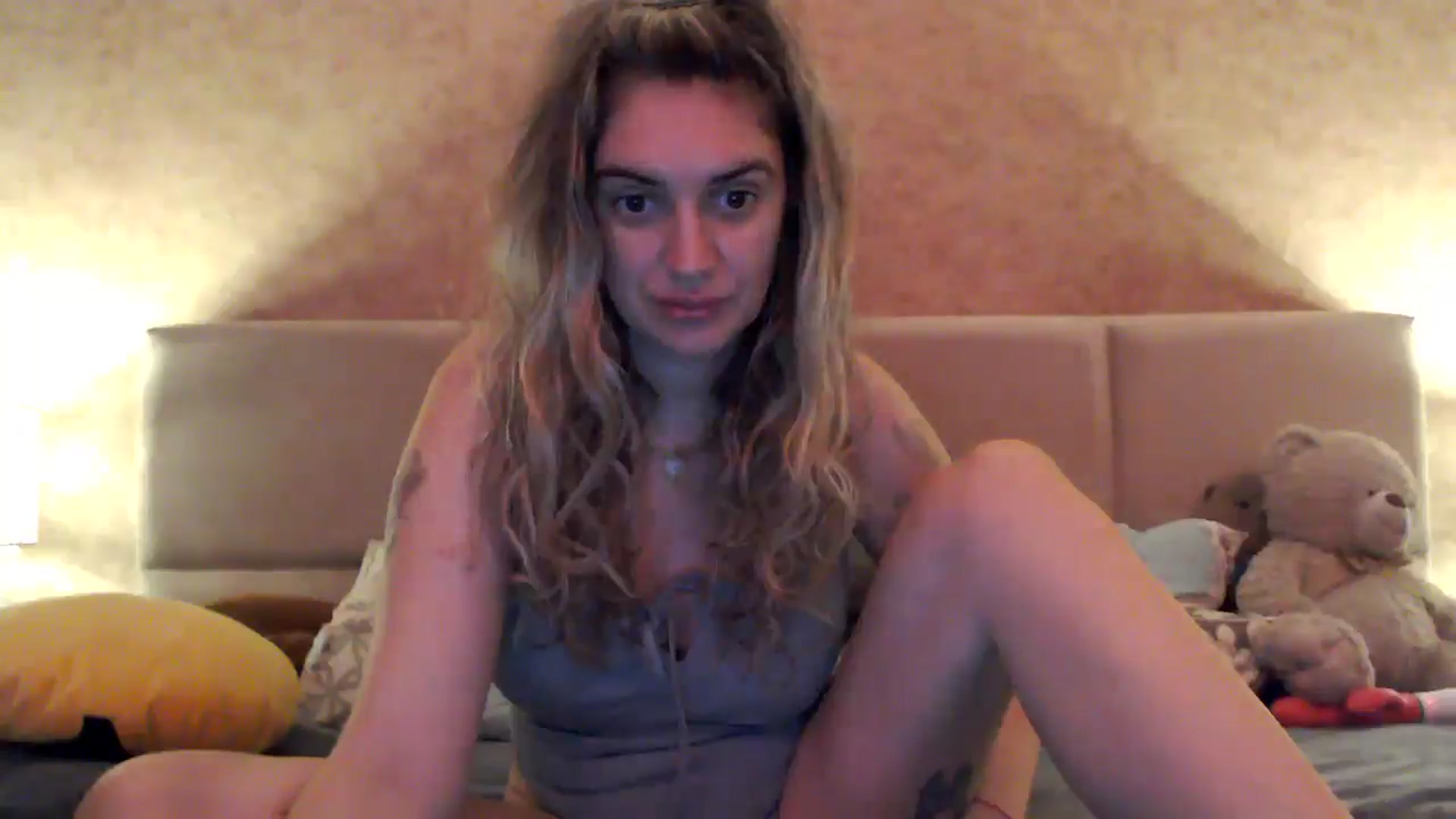 Gallery image thumbnail from MissDivinna's myfreecams stream on, 11/14/2025, 02:05 image 9 of 20