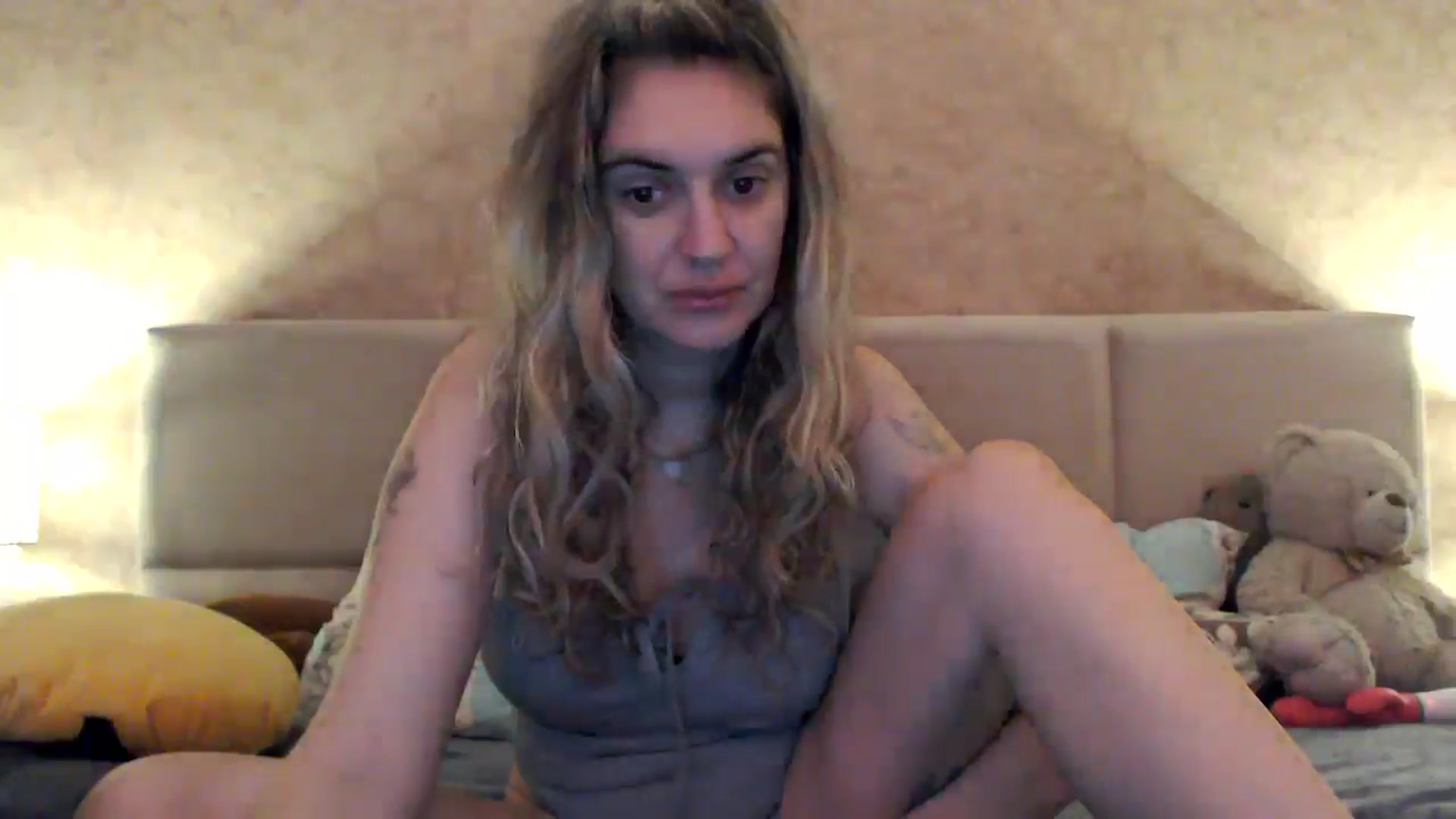 Gallery image thumbnail from MissDivinna's myfreecams stream on, 11/14/2025, 02:05 image 10 of 20