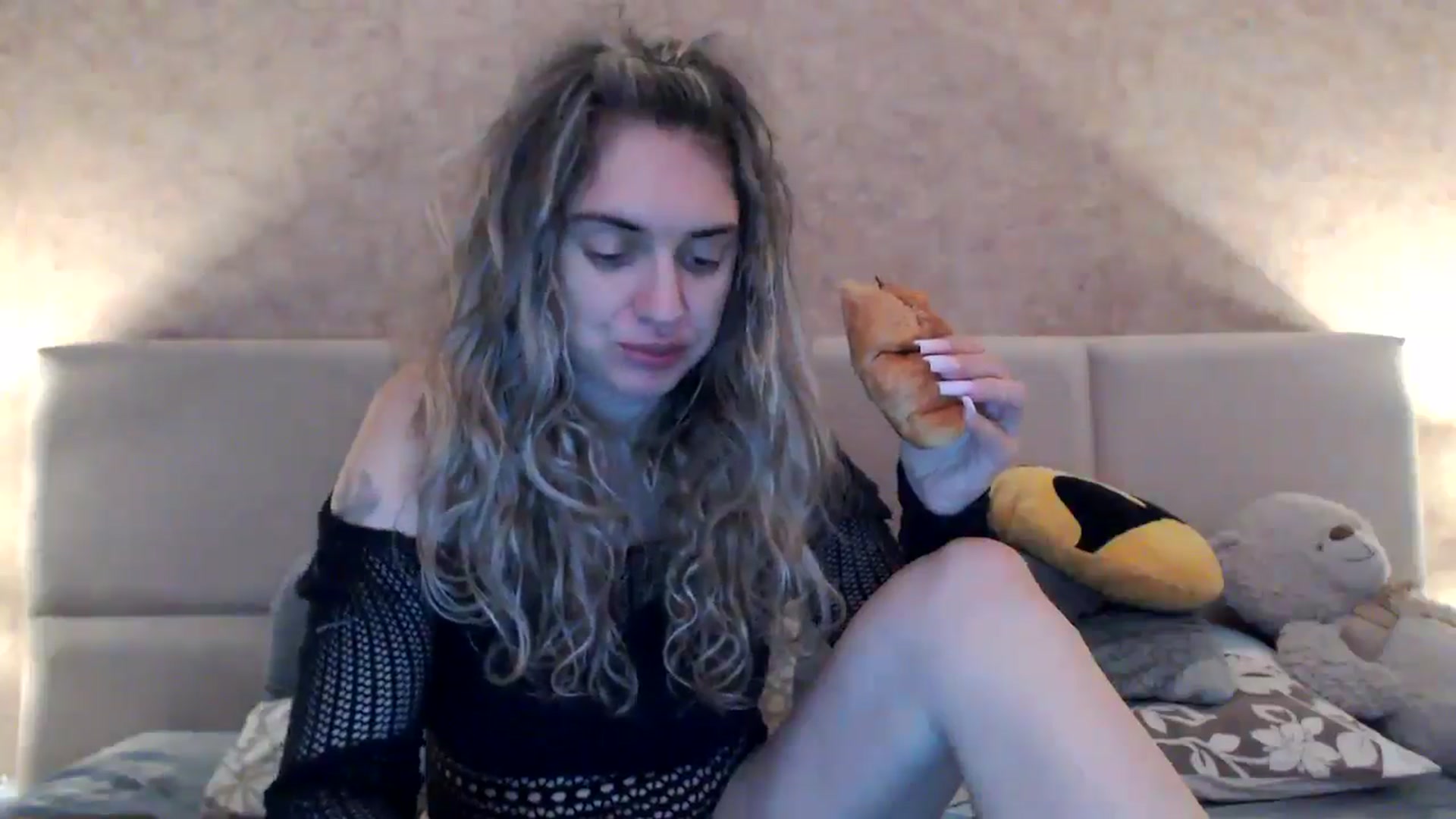 Gallery image thumbnail from MissDivinna's myfreecams stream on, 11/15/2025, 01:22 image 6 of 20
