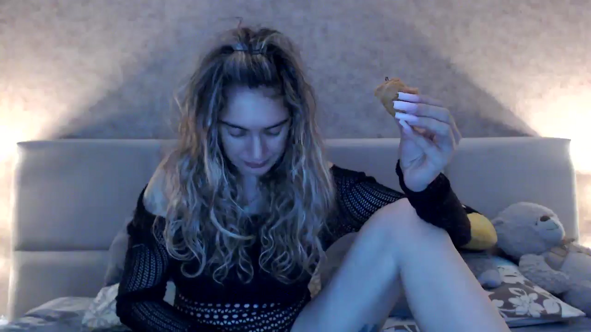 Gallery image thumbnail from MissDivinna's myfreecams stream on, 11/15/2025, 01:22 image 9 of 20