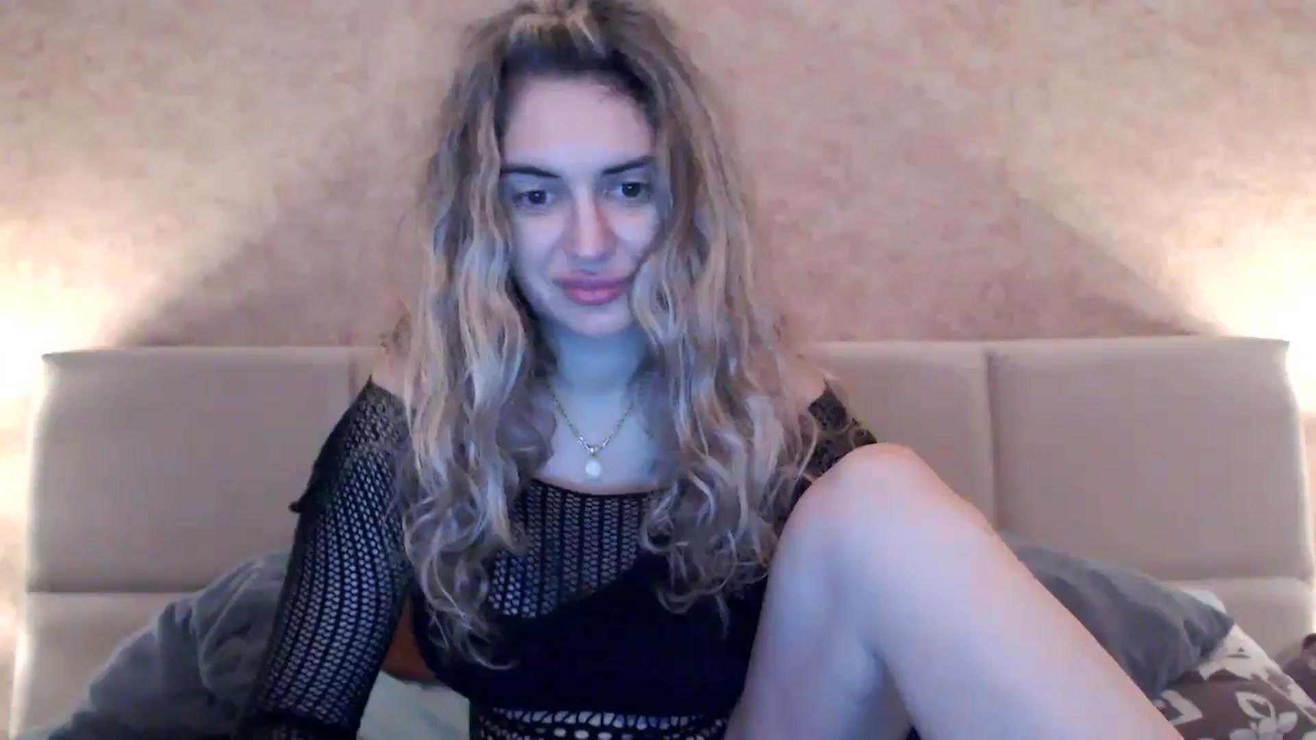 Gallery image thumbnail from MissDivinna's myfreecams stream on, 11/18/2025, 24:56 image 9 of 20
