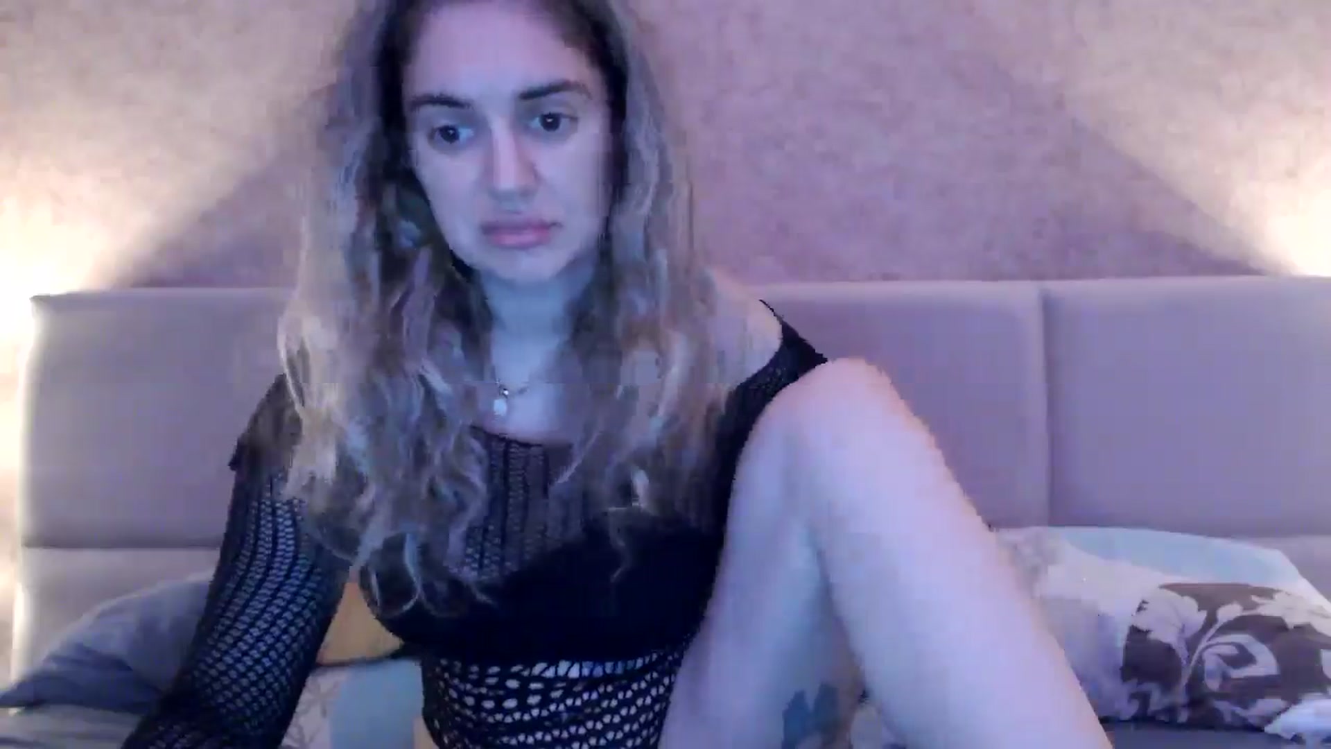 Gallery image thumbnail from MissDivinna's myfreecams stream on, 11/18/2025, 01:30 image 17 of 20