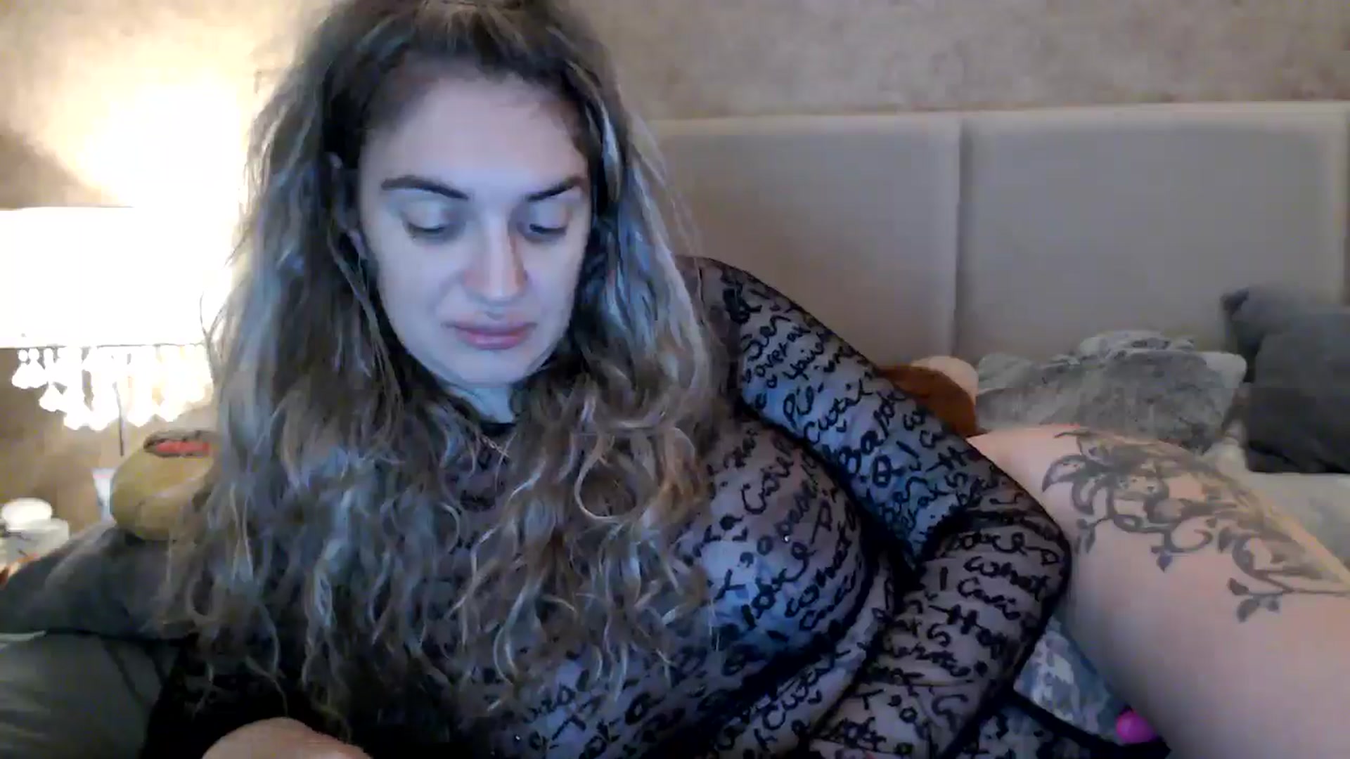 Gallery image thumbnail from MissDivinna's myfreecams stream on, 11/19/2025, 04:53 image 19 of 20