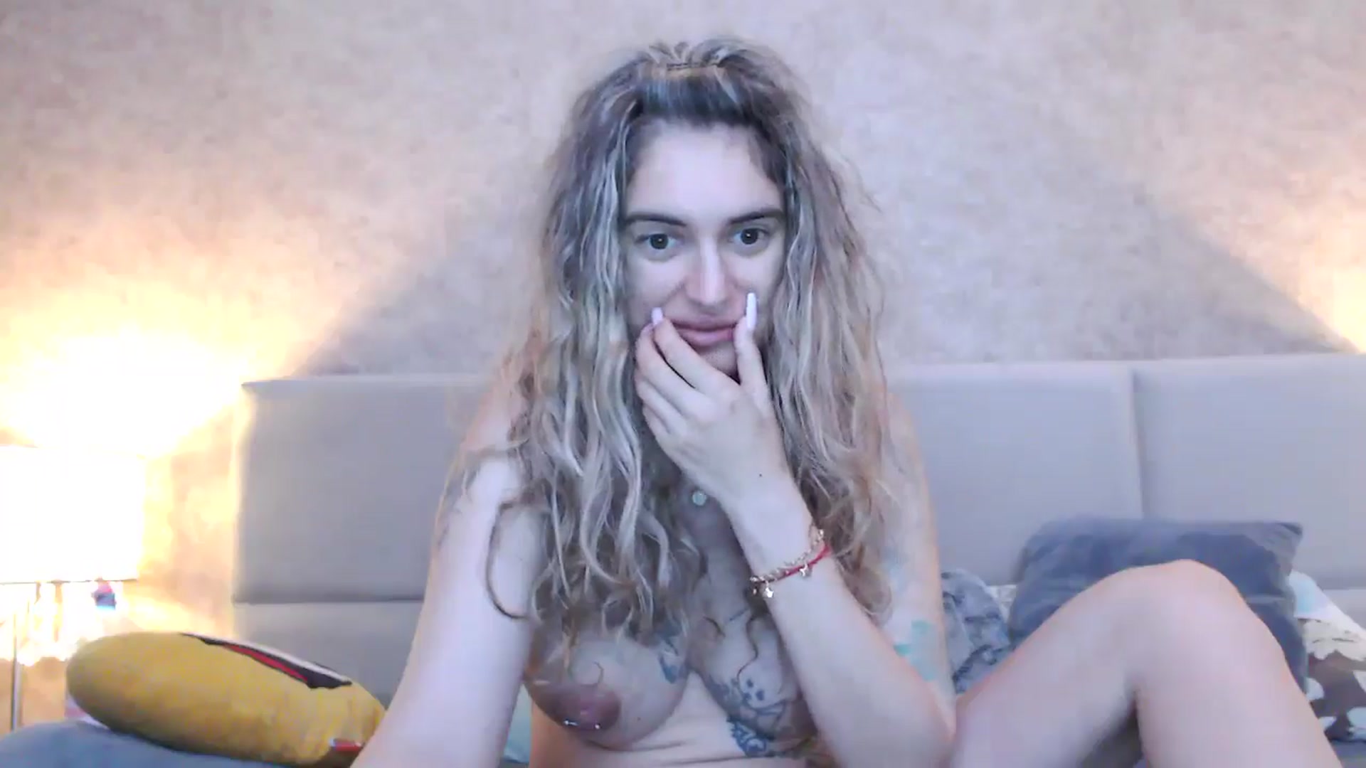Gallery image thumbnail from MissDivinna's myfreecams stream on, 11/21/2025, 02:14 image 16 of 20