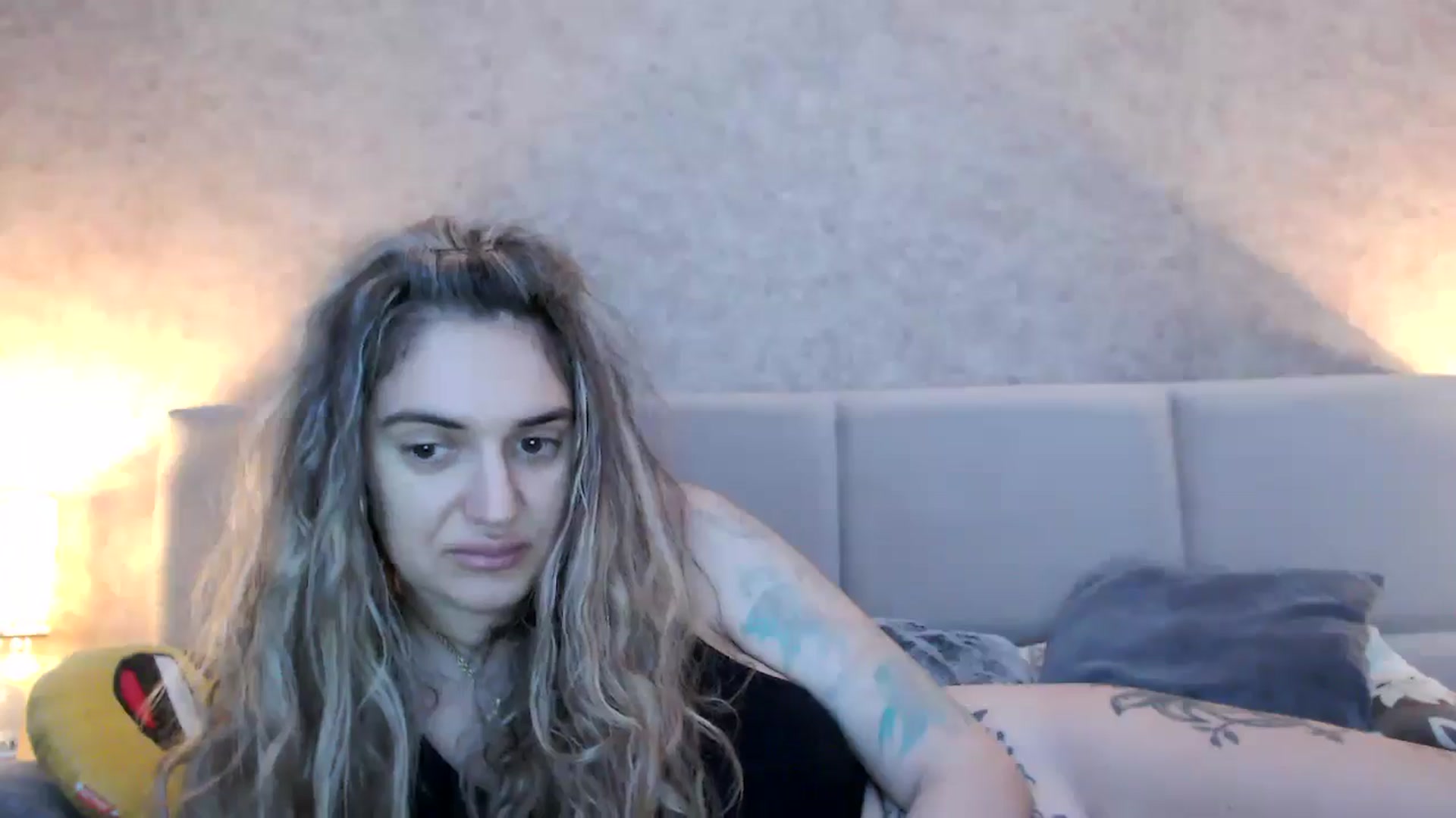 Gallery image thumbnail from MissDivinna's myfreecams stream on, 11/21/2025, 04:50 image 18 of 20