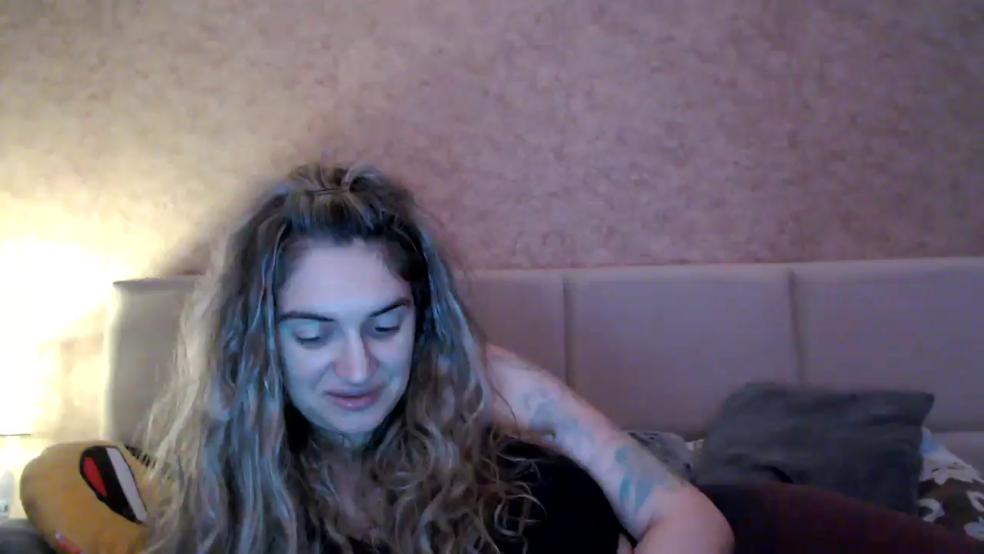 Gallery image thumbnail from MissDivinna's myfreecams stream on, 11/21/2025, 04:50 image 20 of 20