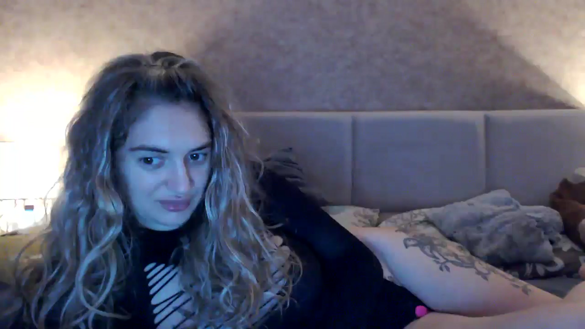 Gallery image thumbnail from MissDivinna's myfreecams stream on, 11/21/2025, 23:20 image 2 of 20