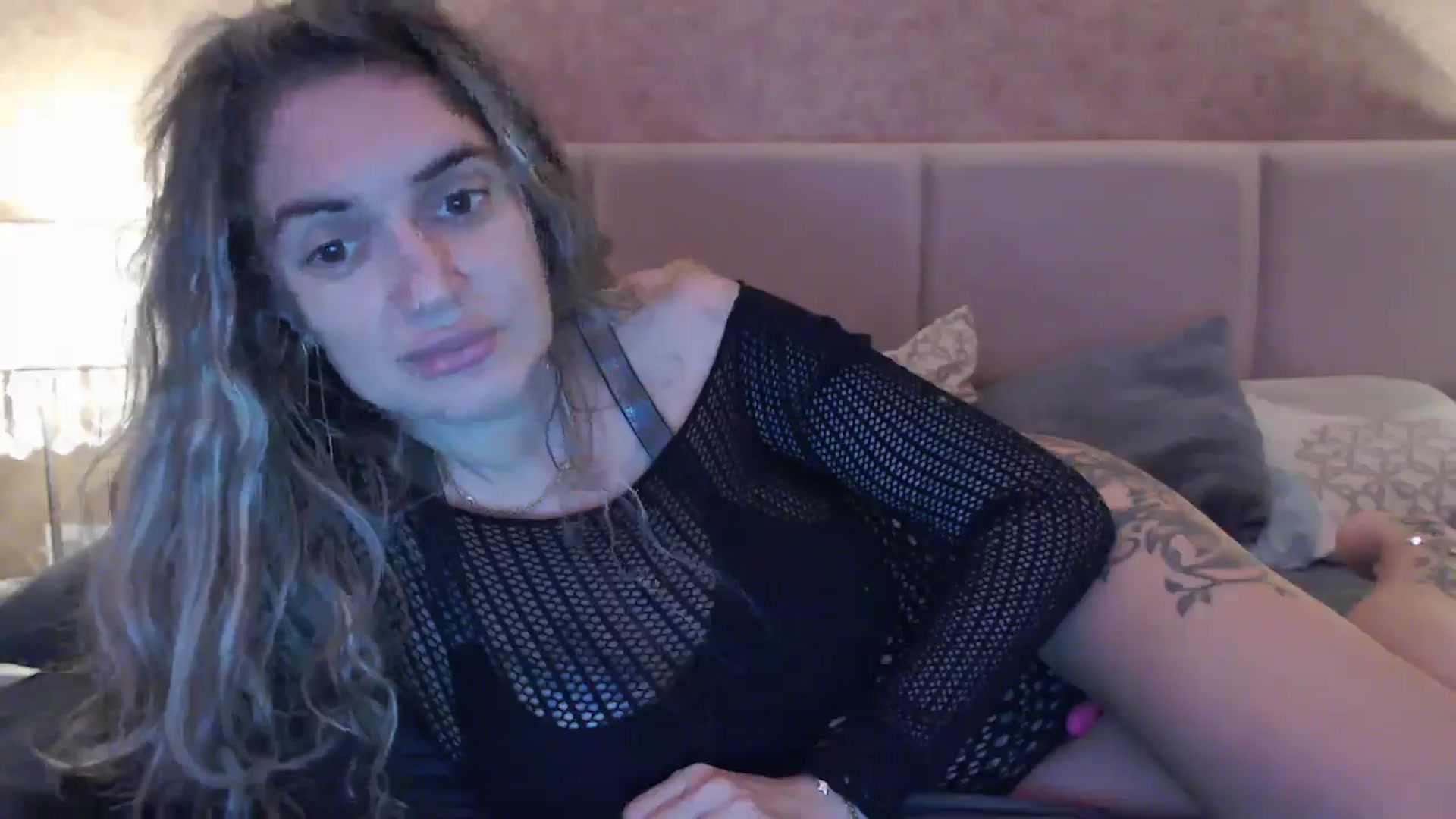 Gallery image thumbnail from MissDivinna's myfreecams stream on, 11/24/2025, 05:43 image 8 of 20