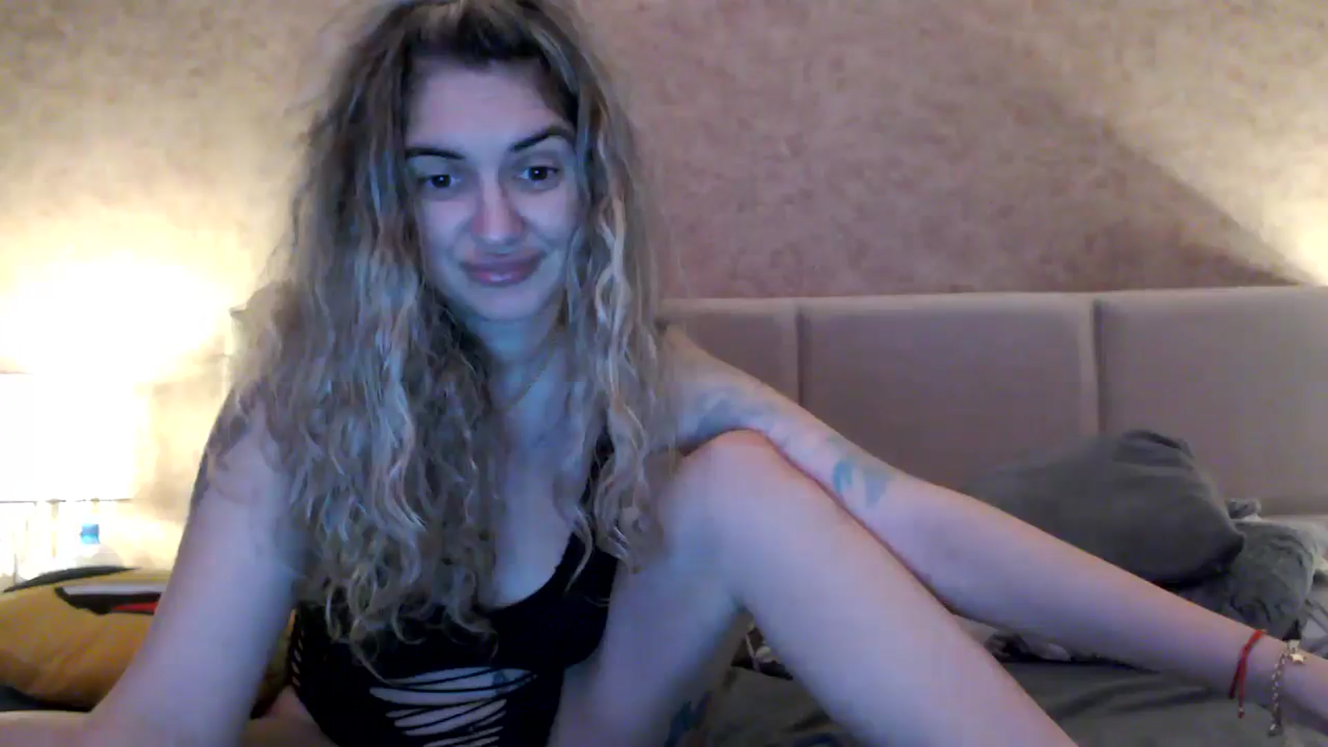 Gallery image thumbnail from MissDivinna's myfreecams stream on, 11/27/2025, 04:48 image 13 of 20