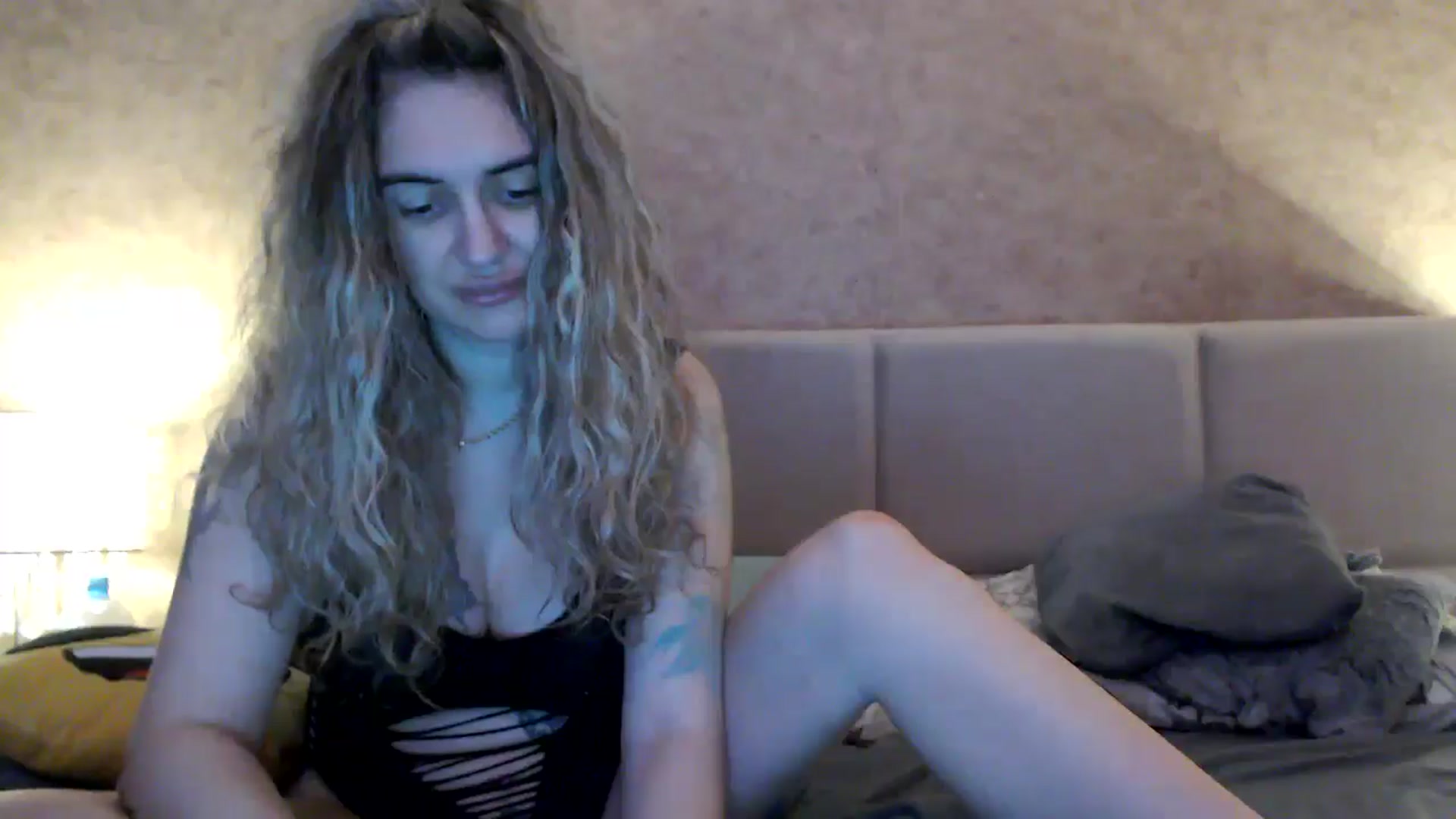Gallery image thumbnail from MissDivinna's myfreecams stream on, 11/27/2025, 04:48 image 15 of 20