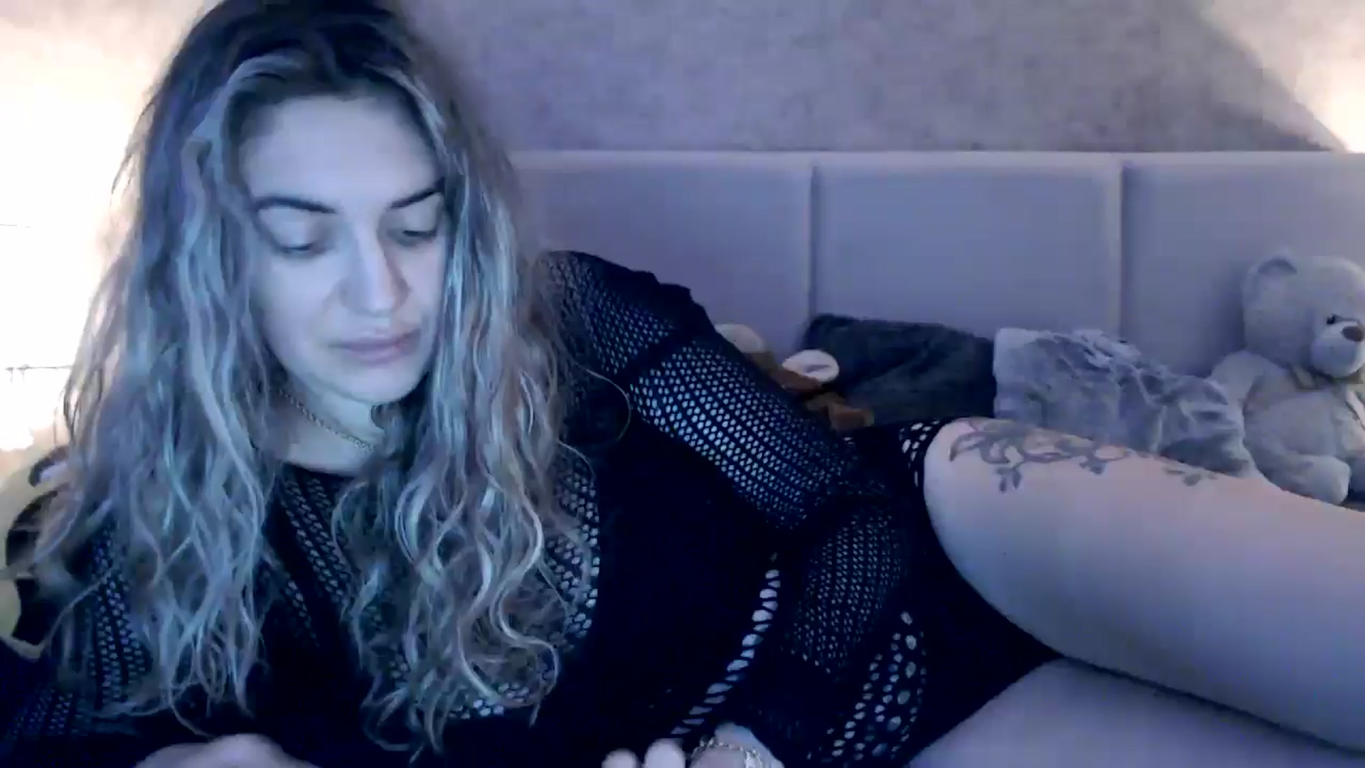 Gallery image thumbnail from MissDivinna's myfreecams stream on, 12/06/2025, 06:06 image 19 of 20