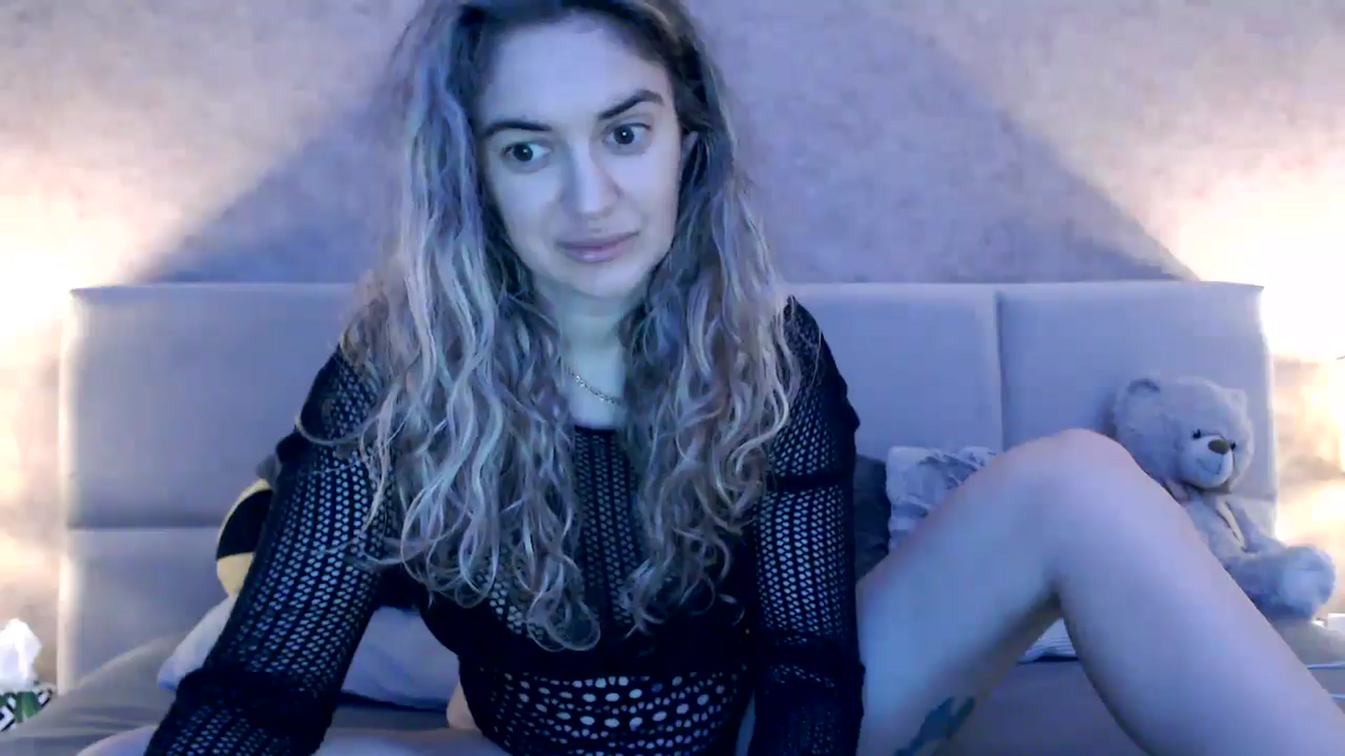 Gallery image thumbnail from MissDivinna's myfreecams stream on, 12/06/2025, 06:06 image 2 of 20