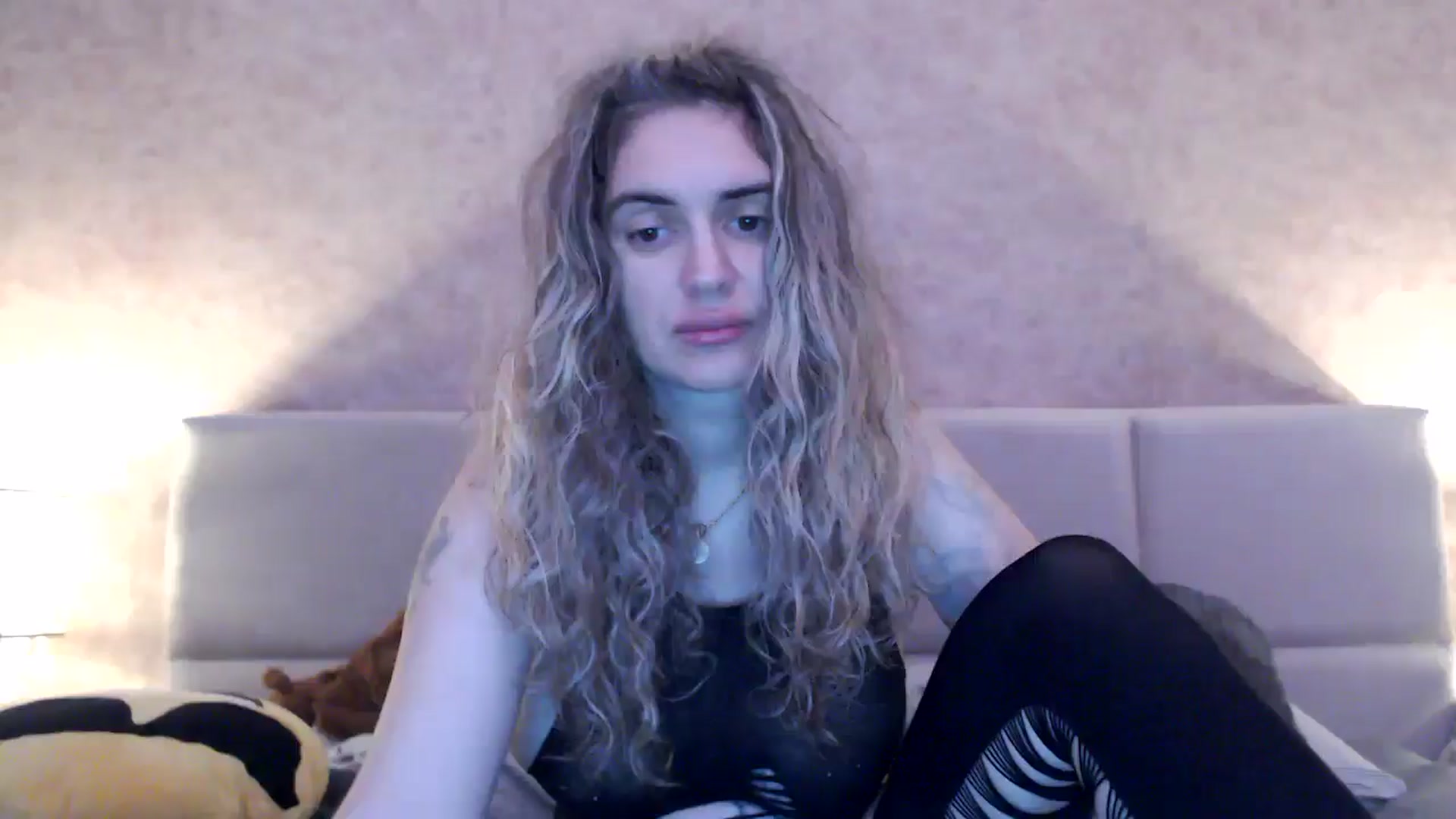 Gallery image thumbnail from MissDivinna's myfreecams stream on, 12/08/2025, 24:00 image 1 of 20